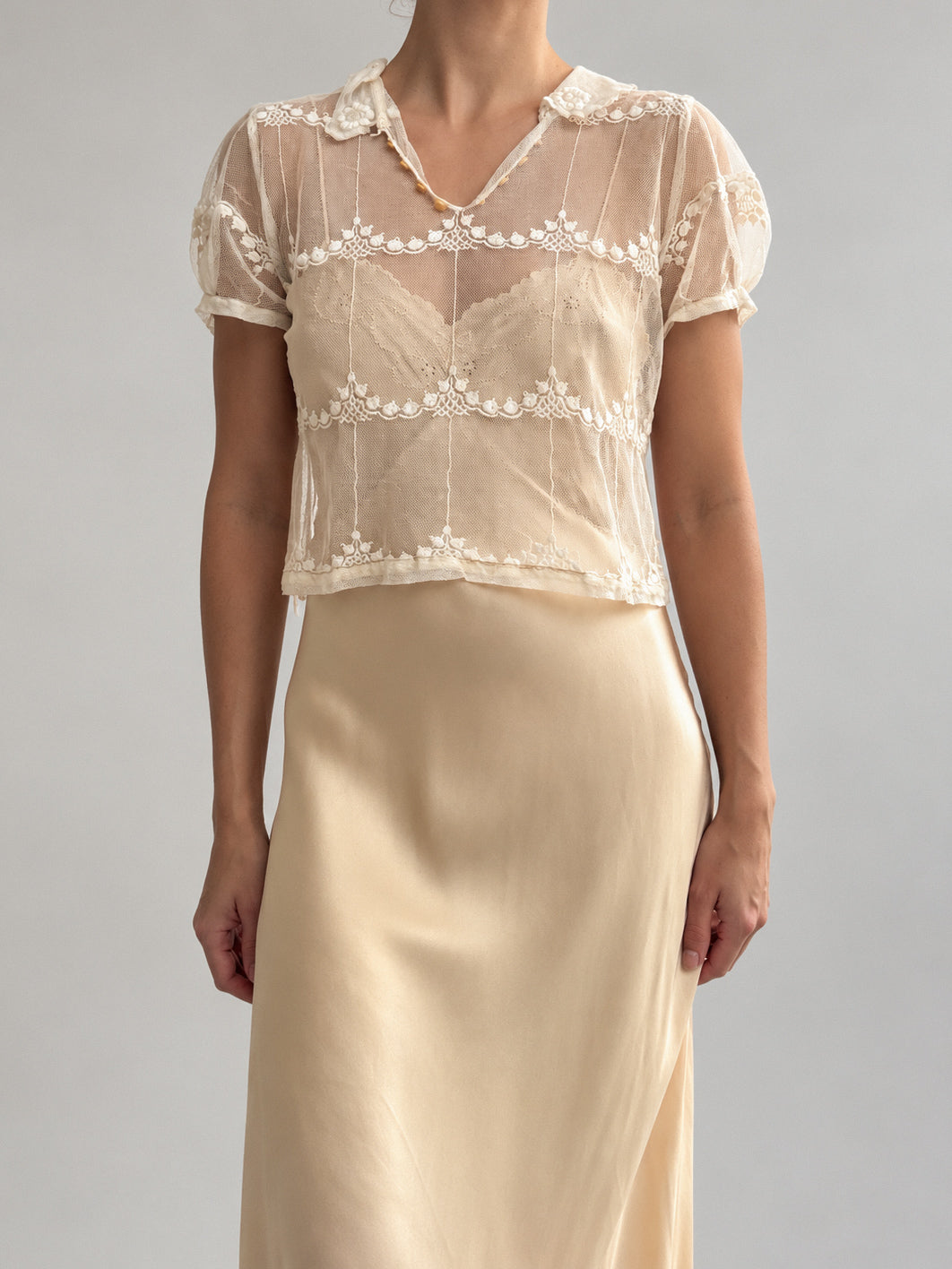 Antique French Embroidered Net Blouse In Cream S