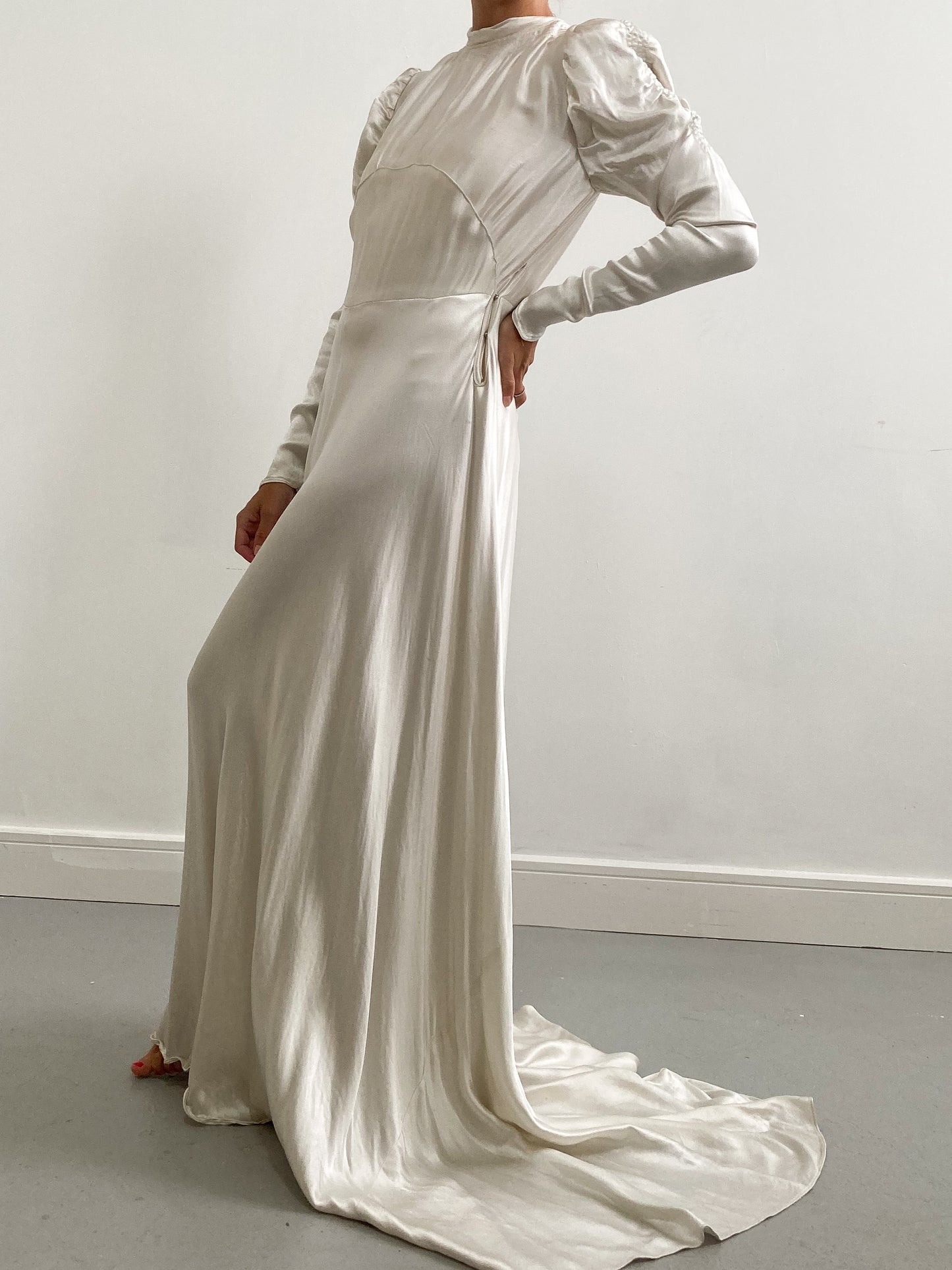 1940s Satin Ivory Wedding Gown with Ruched Sleeves and Small Train