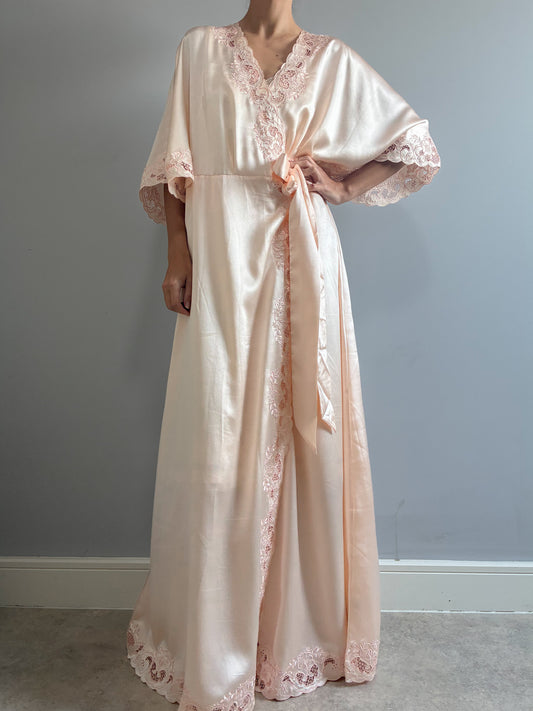 1970s Silk Peach Dressing Gown With Floral Embroidery