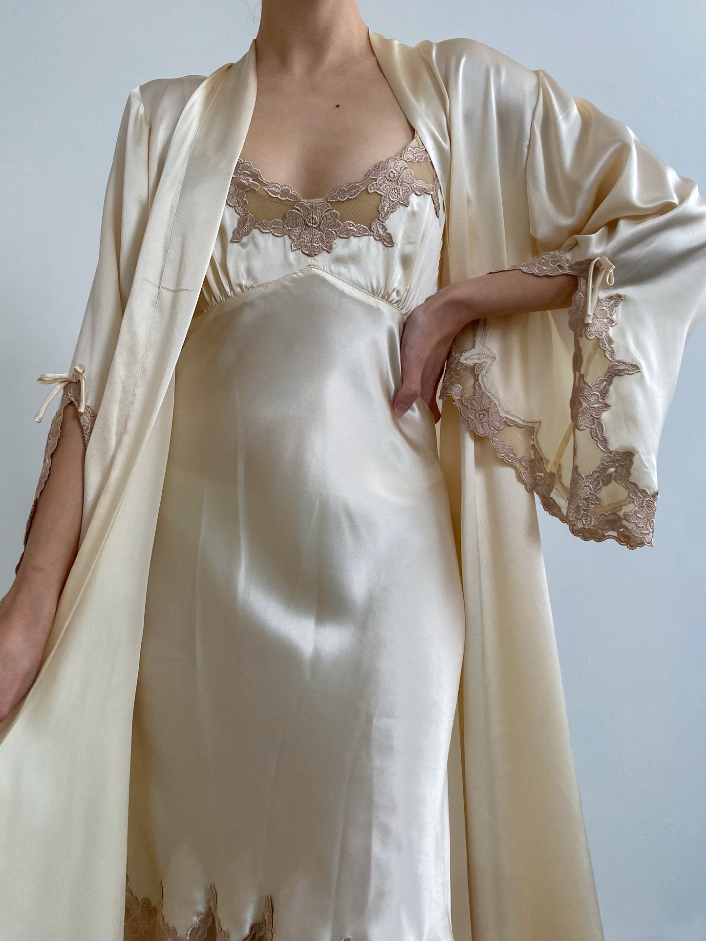1990s La Senza Cream Silk Slip & Robe Set with Champagne Lace