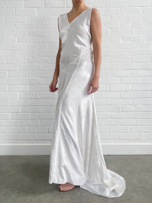 1930s Crushed Velvet Bias Cut Wedding Gown With Sweep Train