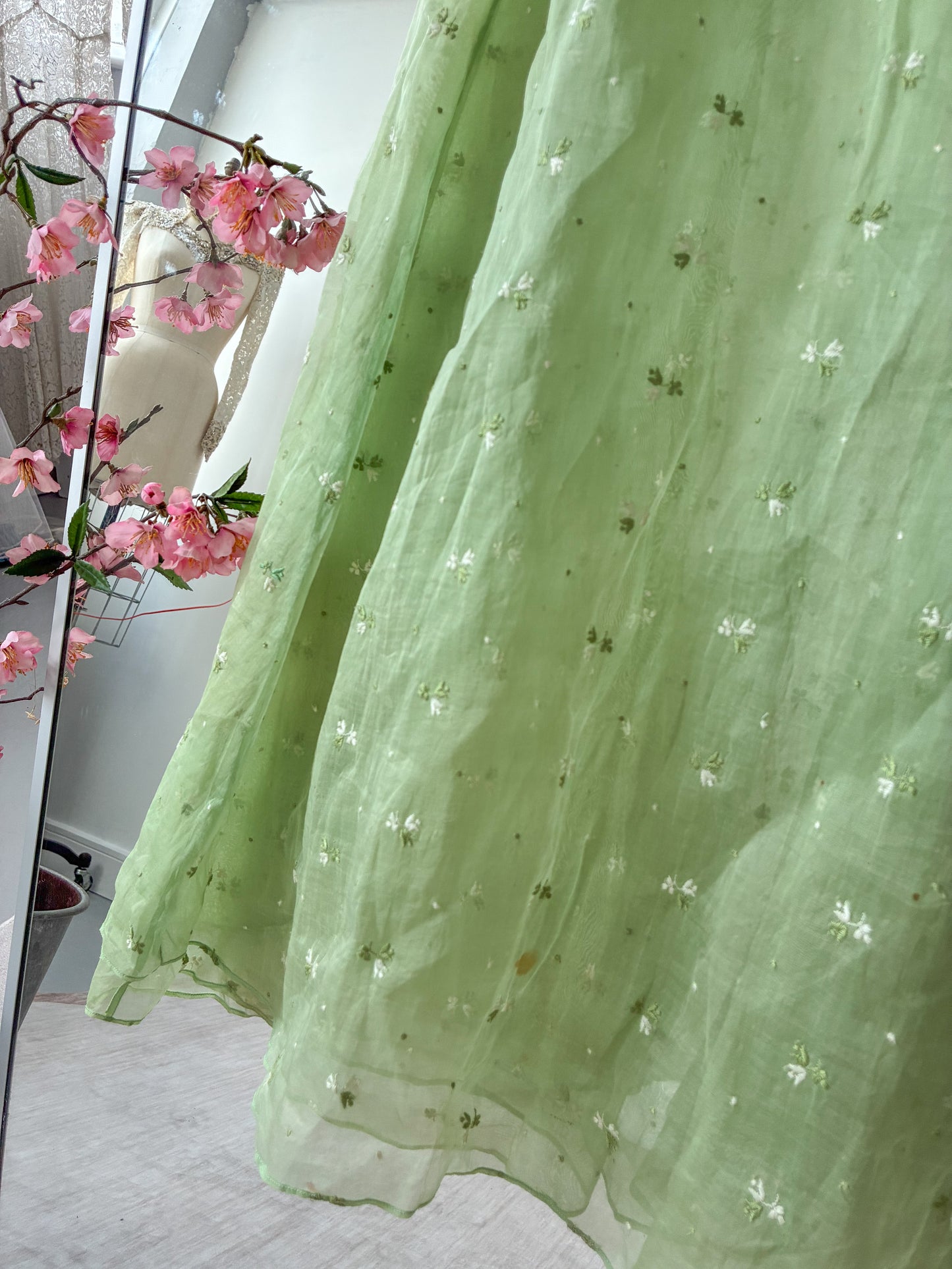 1930s Green Organza Dress With Bow Detail And Floral Embroidery M