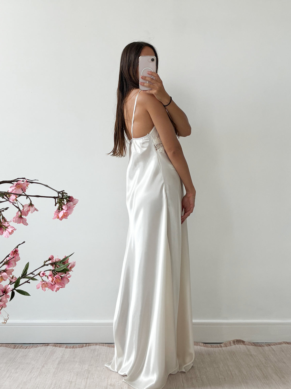 1980s Satin Ivory Slip With Daisy Detail M