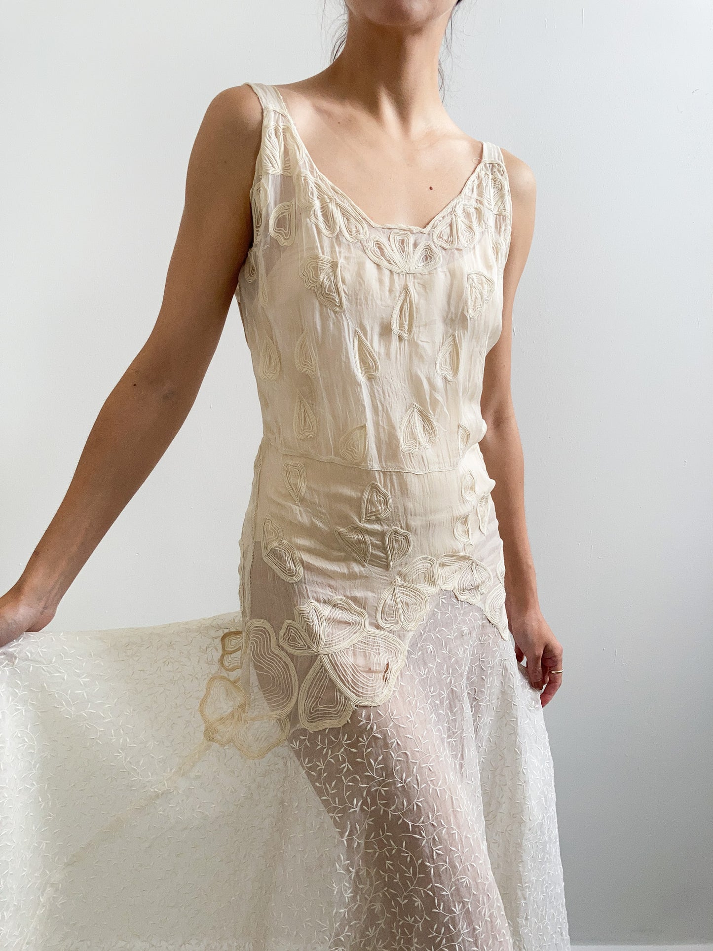 1920s Cream Gossamer Silk and Organdy Embroidered Dress