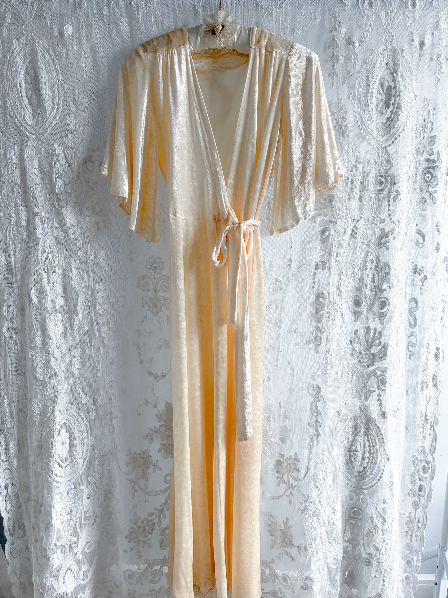 1970s Crushed Velvet Robe With Triangle Sleeves In Buttercream