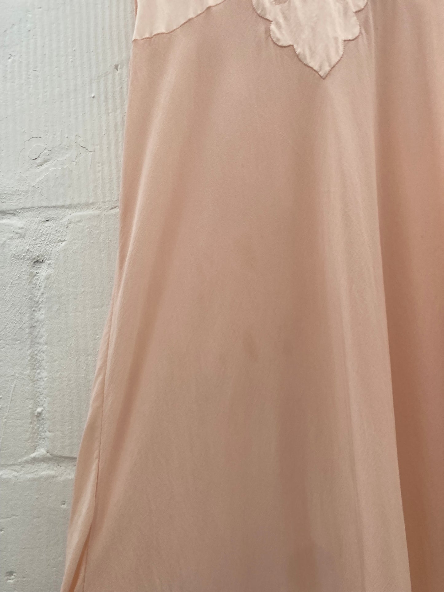 1930s Pink Silk Slip Gown with Tie Straps & Intricate Embroidery Size S/M