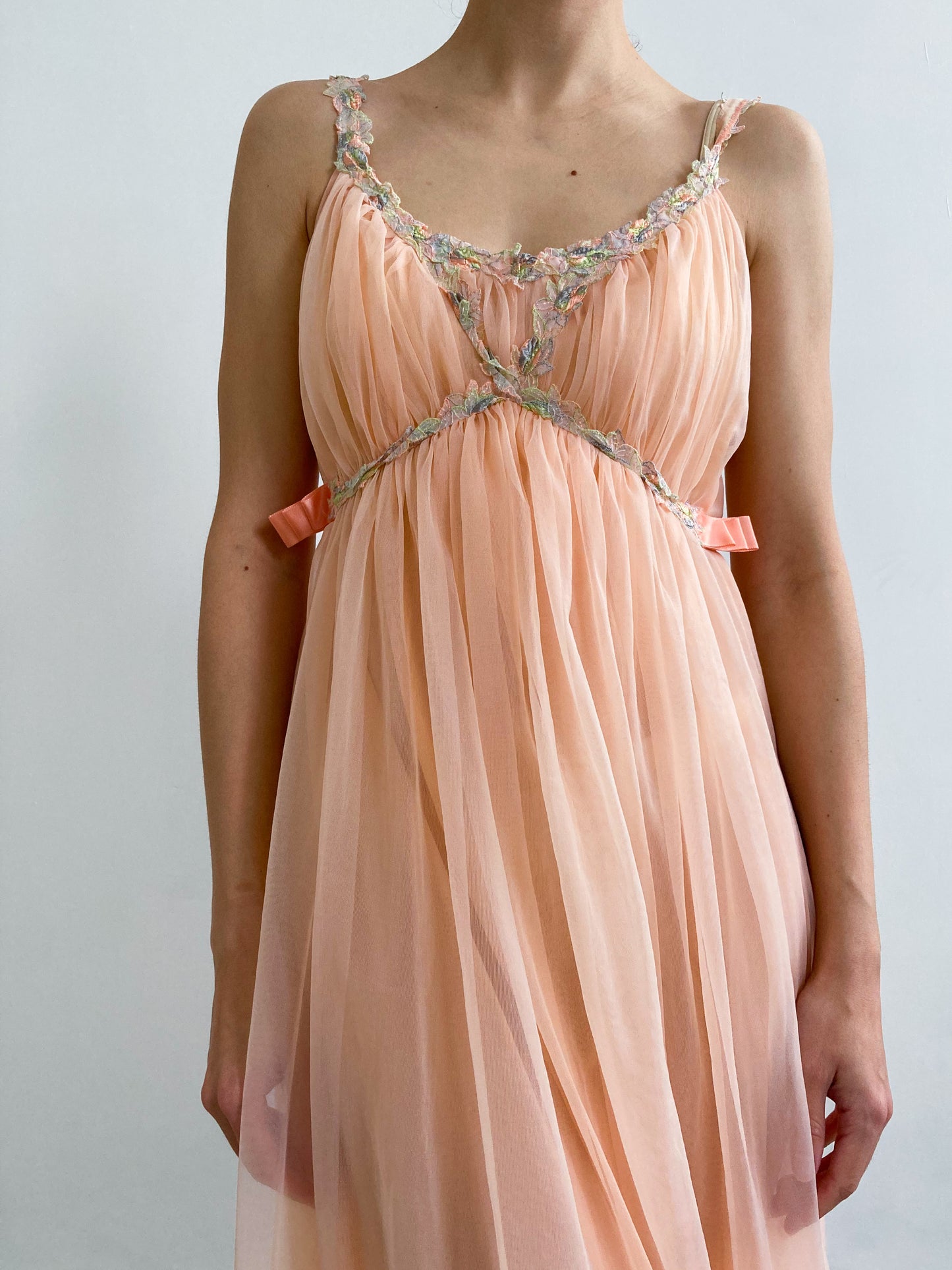 1940s Layered Gown with Flower Appliques in Coral Size S