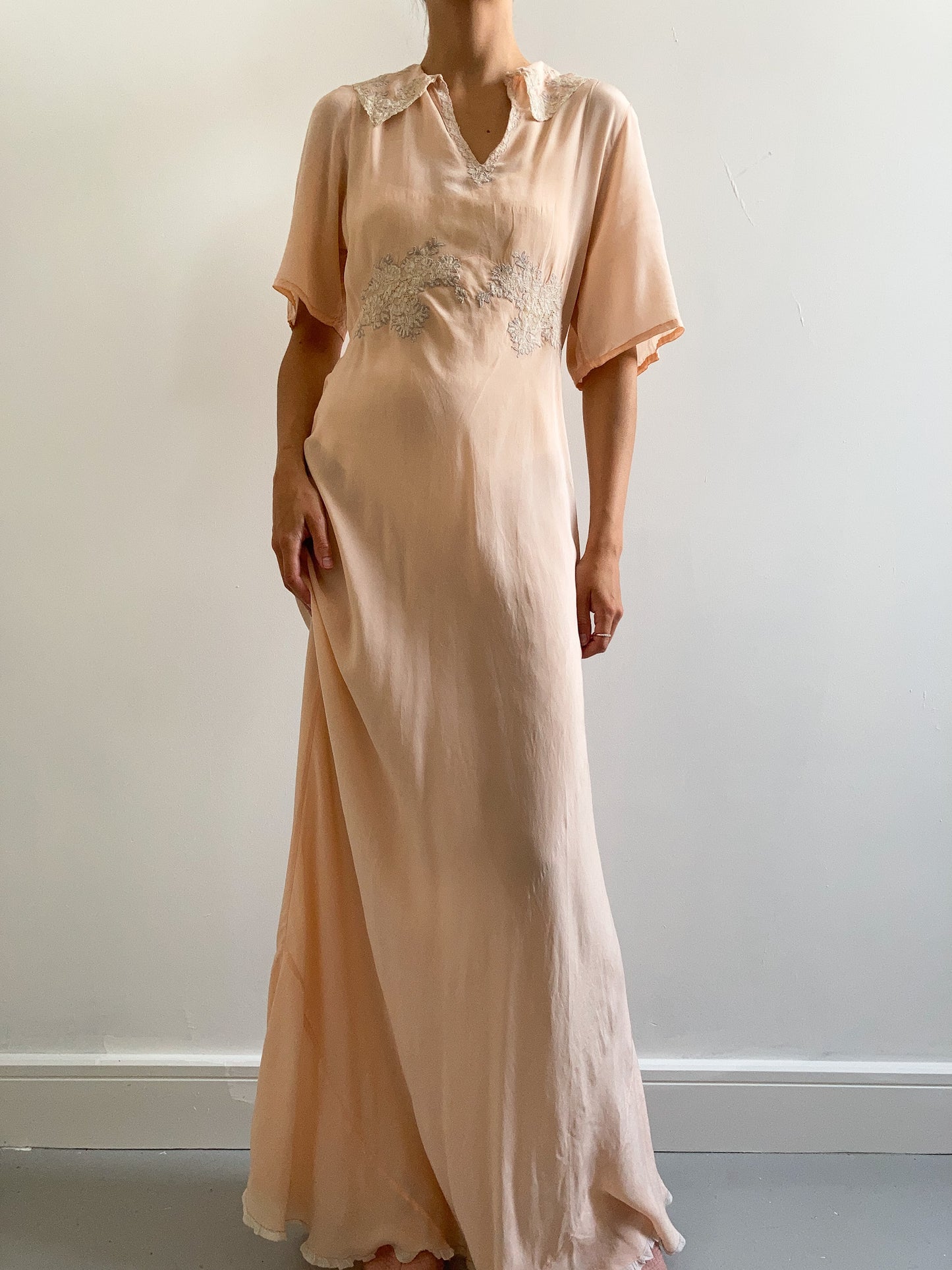1930s Peach Silk Chiffon Collared Gown with Floral Lace