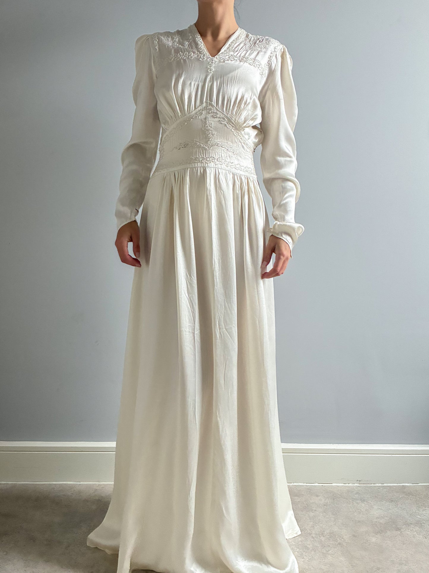 1940s Ivory Satin Dress With Sequins & Embroidery