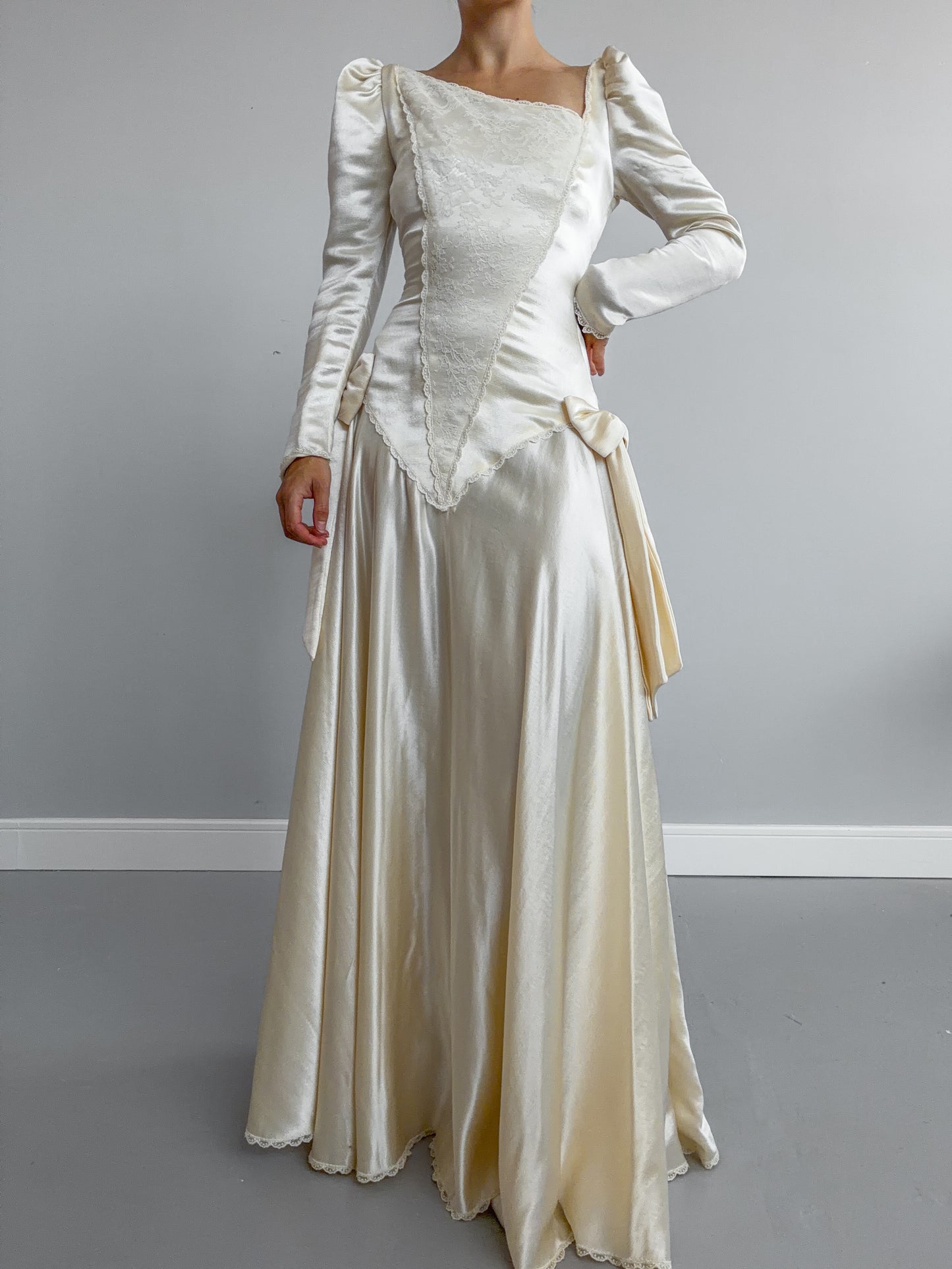 1980s Silk Asymmetrical Wedding Dress With Bow Detail