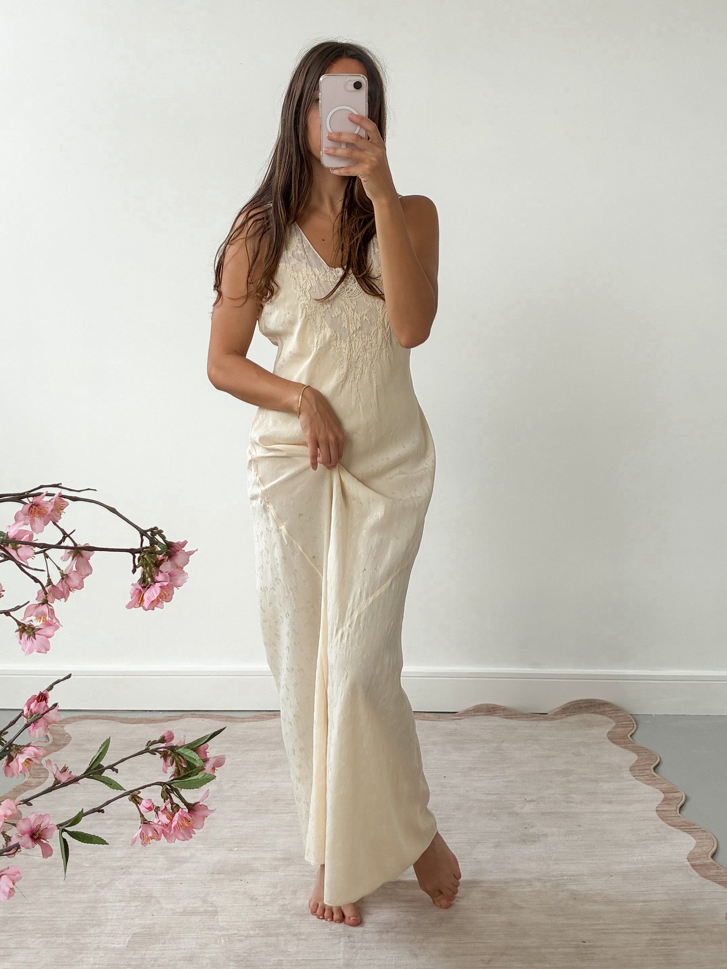 1930s Cream Silk Slip Gown With Intricate Floral Lace M L