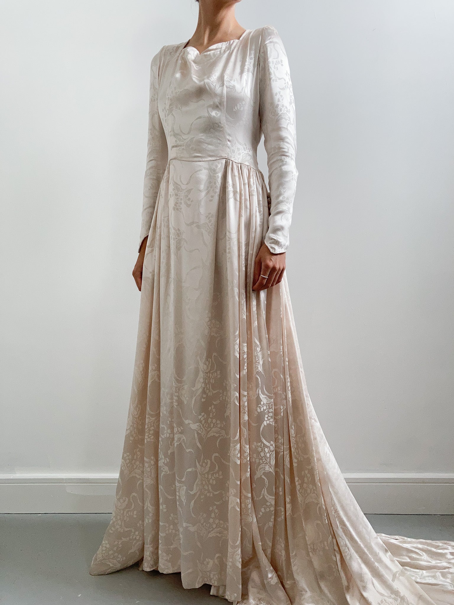 1920s Oyster Silk Floral Wedding Dress with Train – Adored Closet