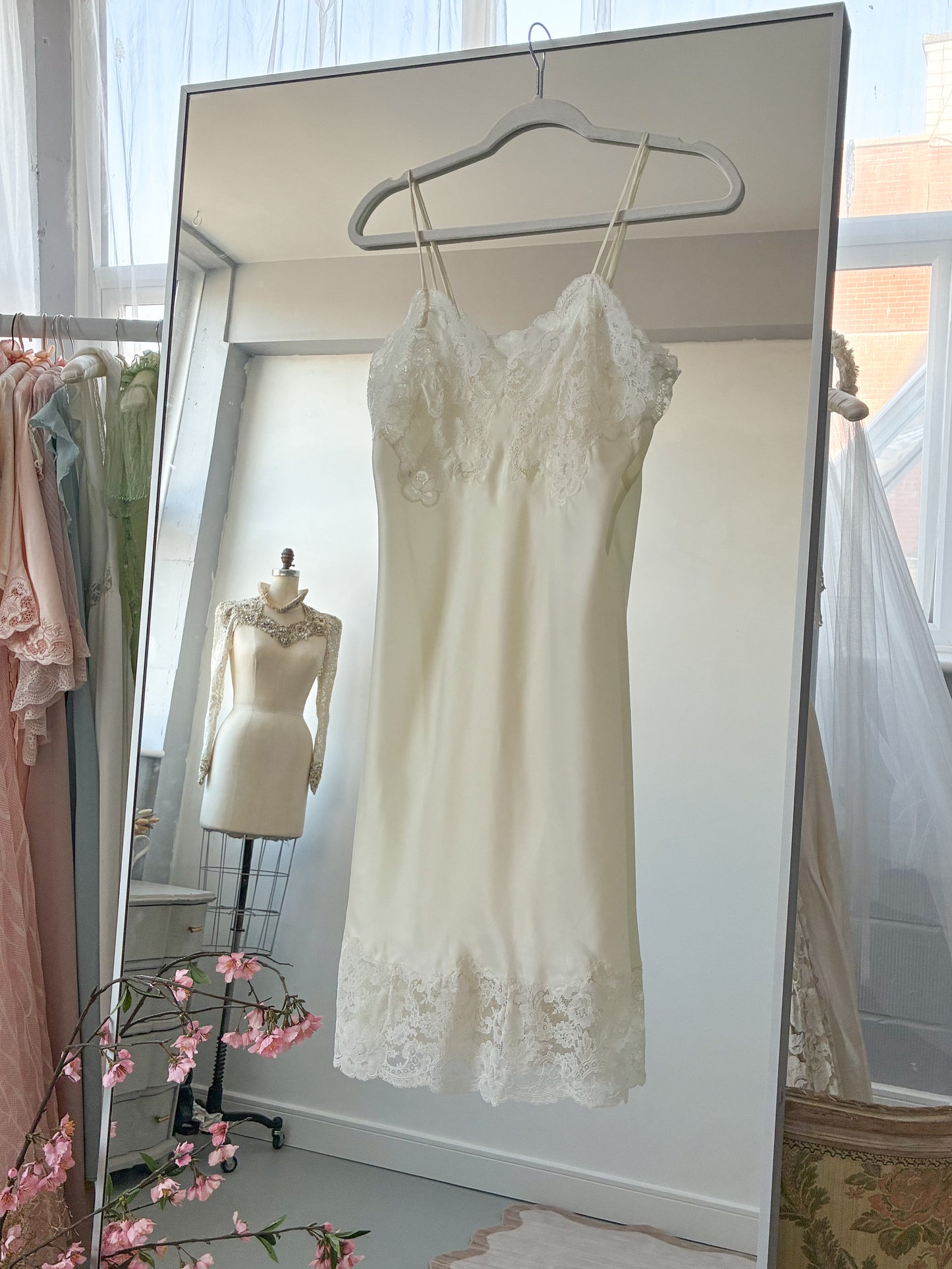 1940s Ivory Silk Blend Slip With Lace Detail