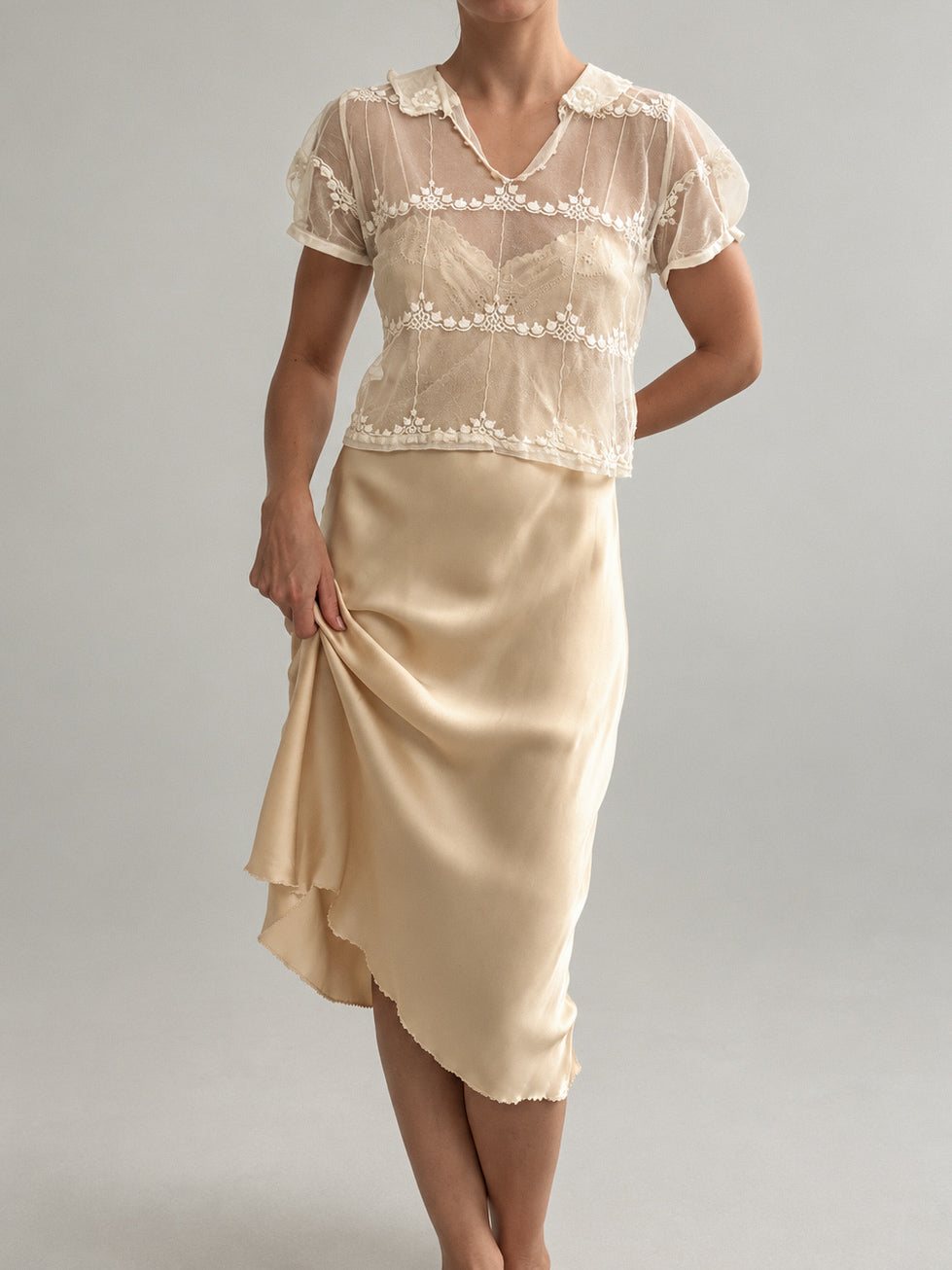 Antique French Embroidered Net Blouse In Cream S