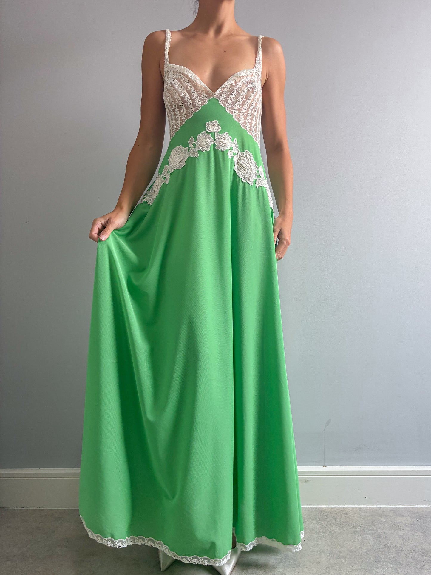 1950s Emerald Green Slip With Rose Detail