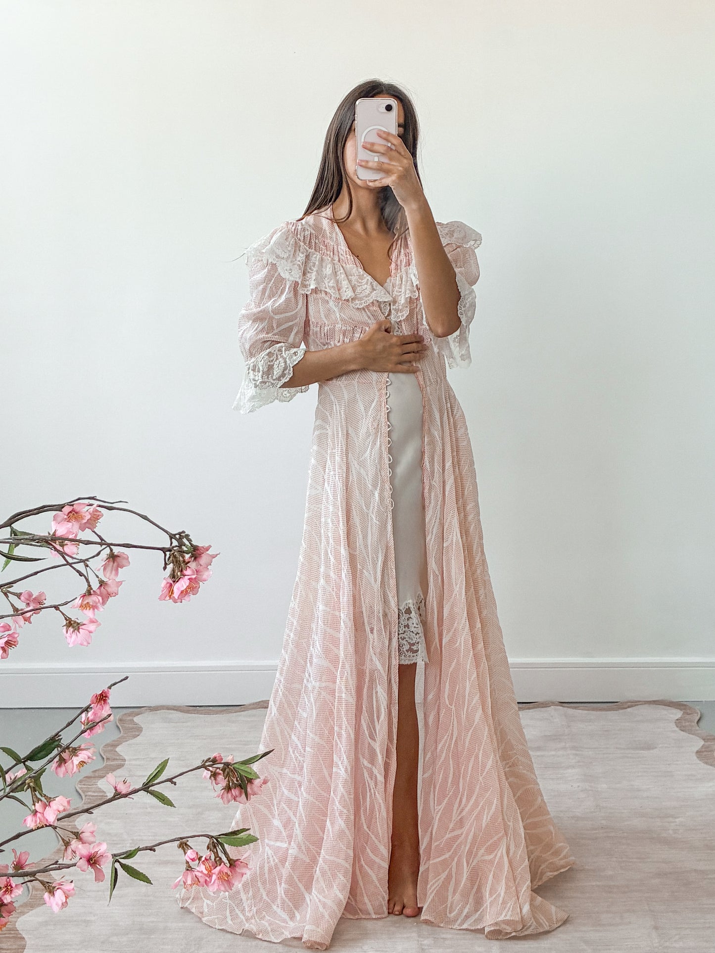 1930s Bubblegum Pink Organza Lace Up Robe With Ruffled Collar One Size