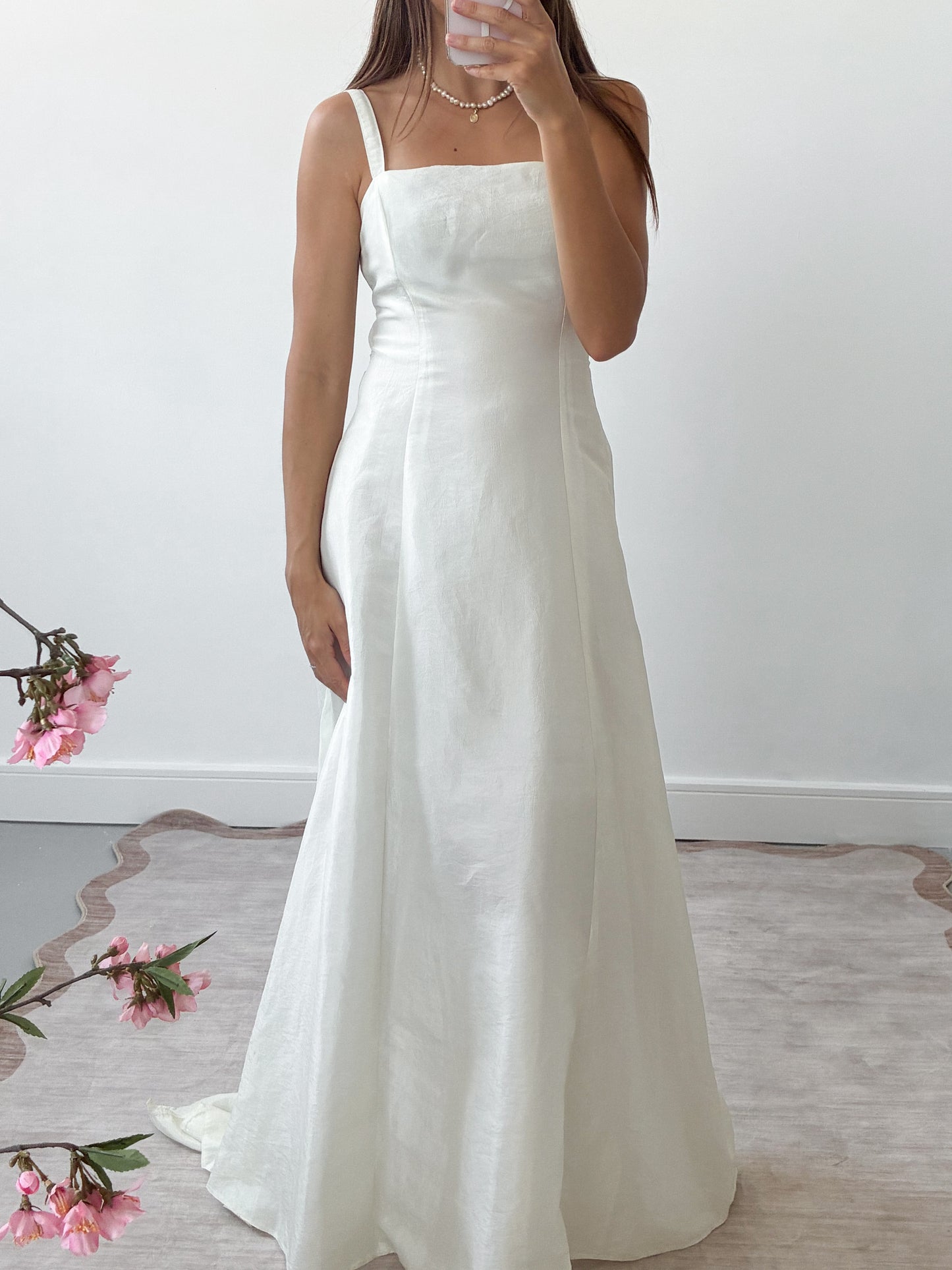 1990s Taffeta Wedding Dress With Gathered Back & Small Train M