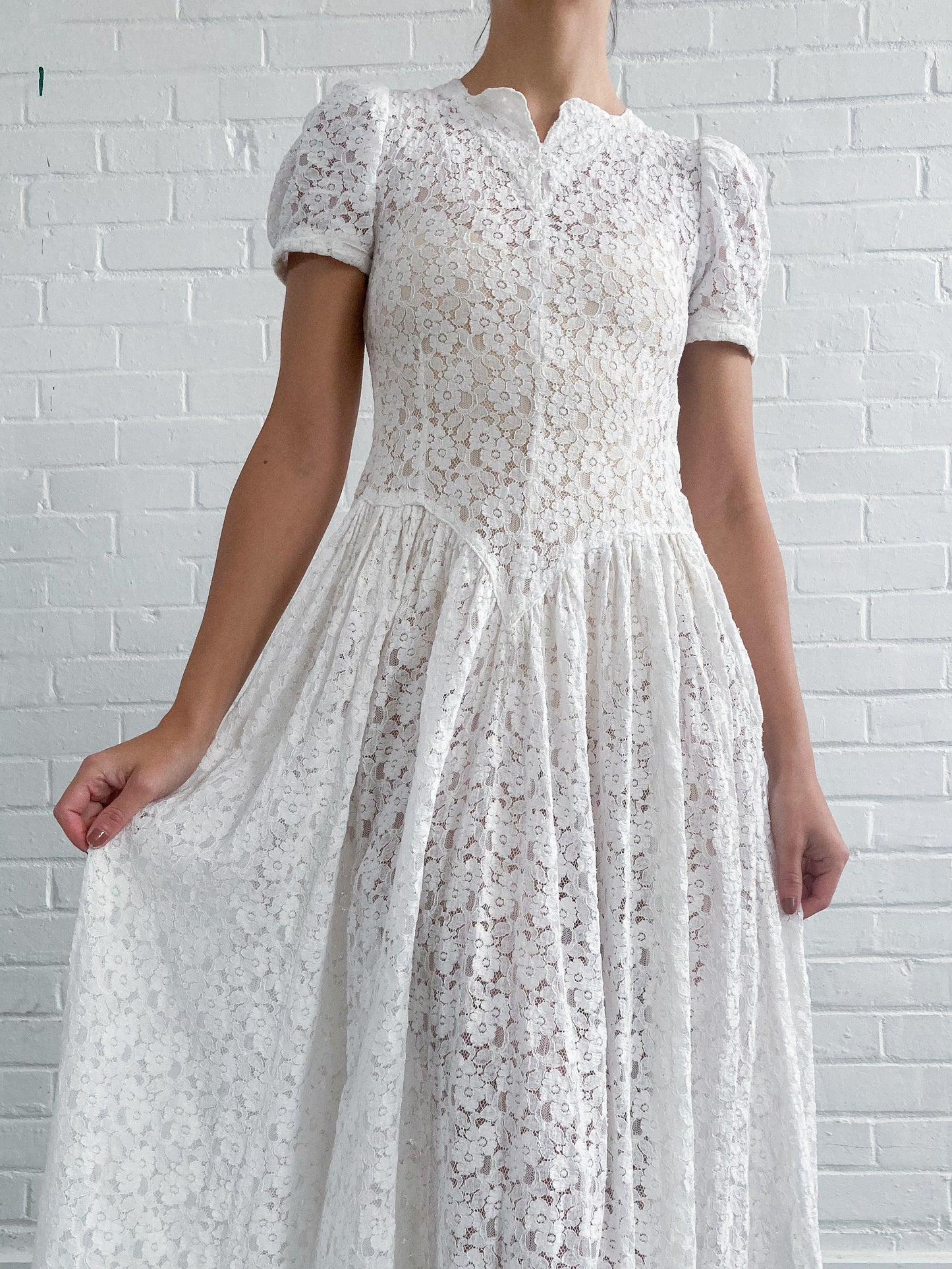 1930s Ivory Floral Lace Wedding Dress With Puff Sleeves And Sweep Train