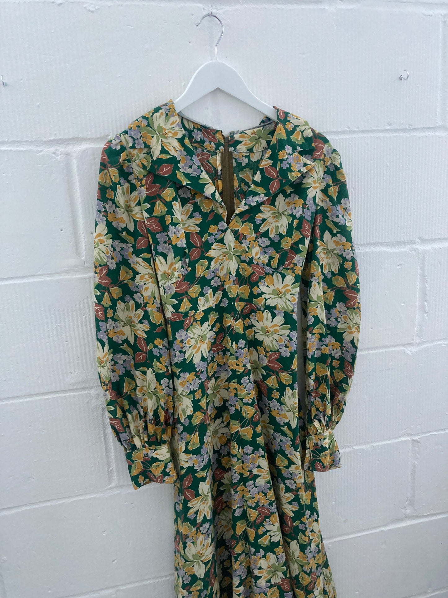 1970s Autumn Floral Puff Sleeve Maxi Dress