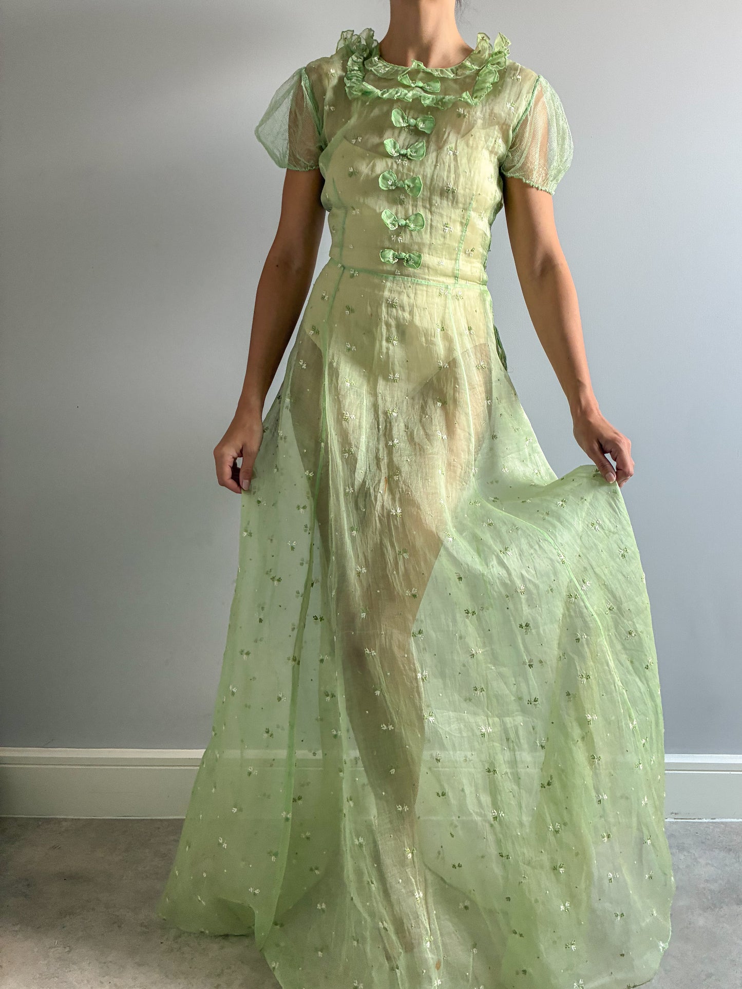 1930s Green Organza Dress With Bow Detail And Floral Embroidery