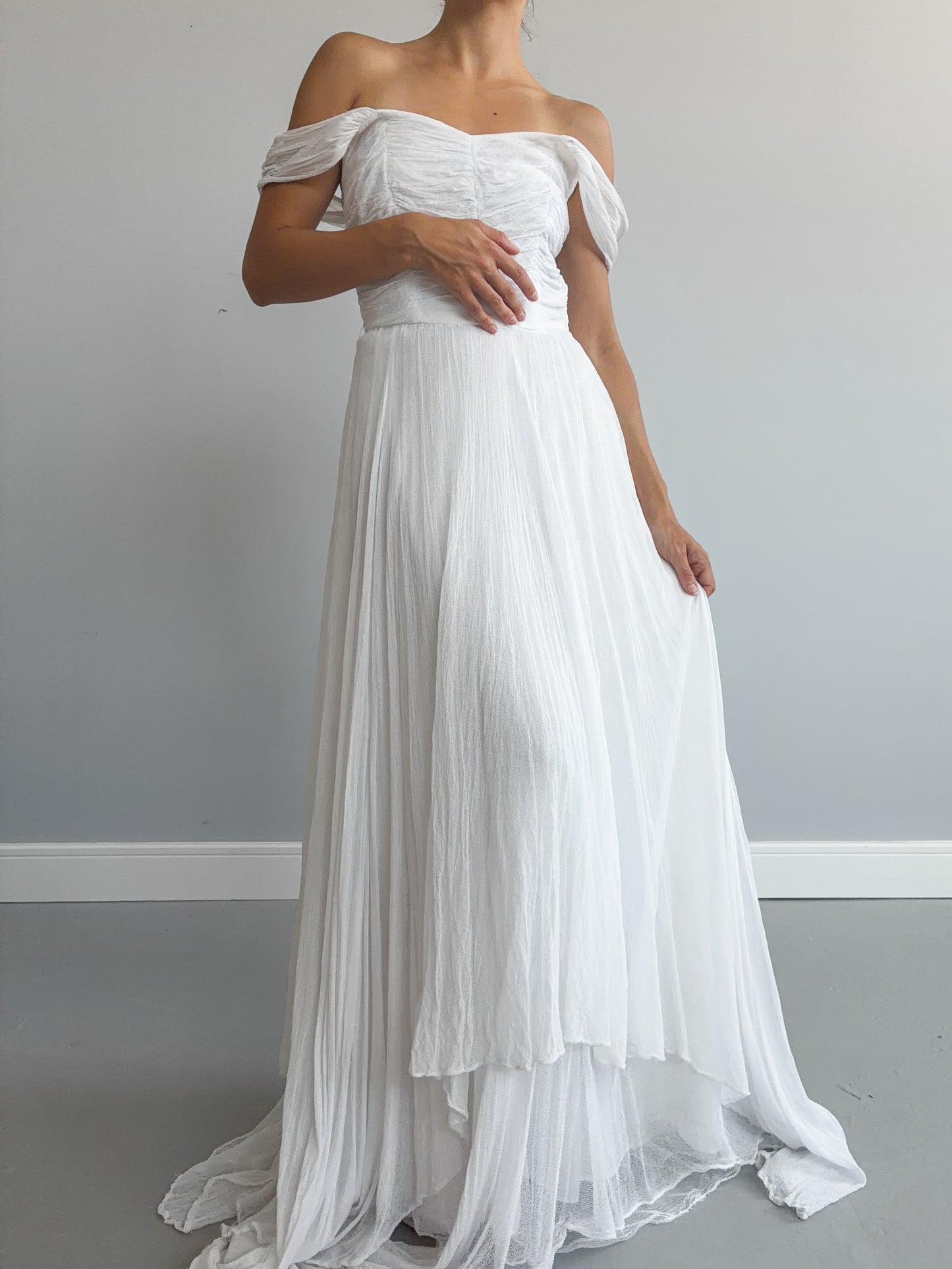 1940s Tulle Net Wedding Dress With Asymmetrical Skirt