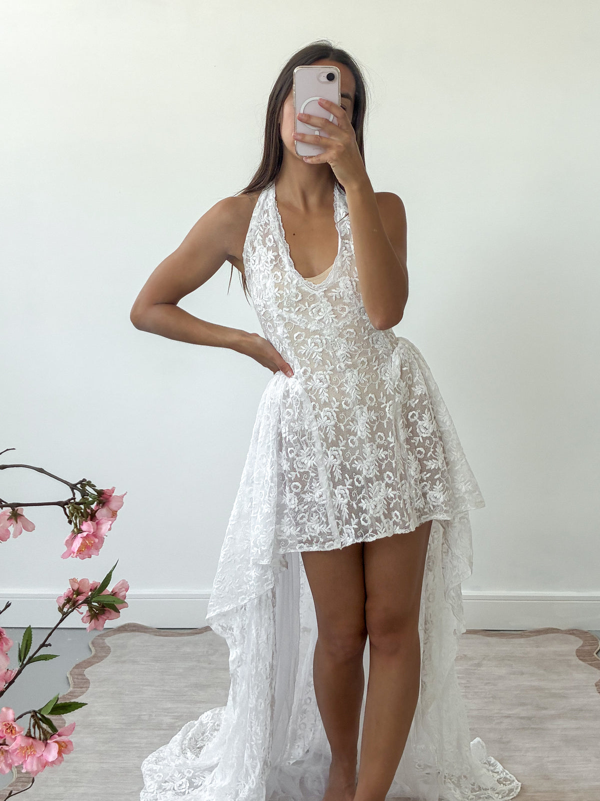 1940s Reimagined High-Low Floral Lace Dress With Net Veil Train M L