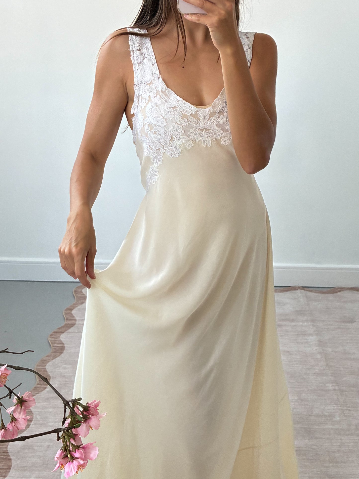 1940s Asymmetrical Cream Silk Slip With Floral Lace L