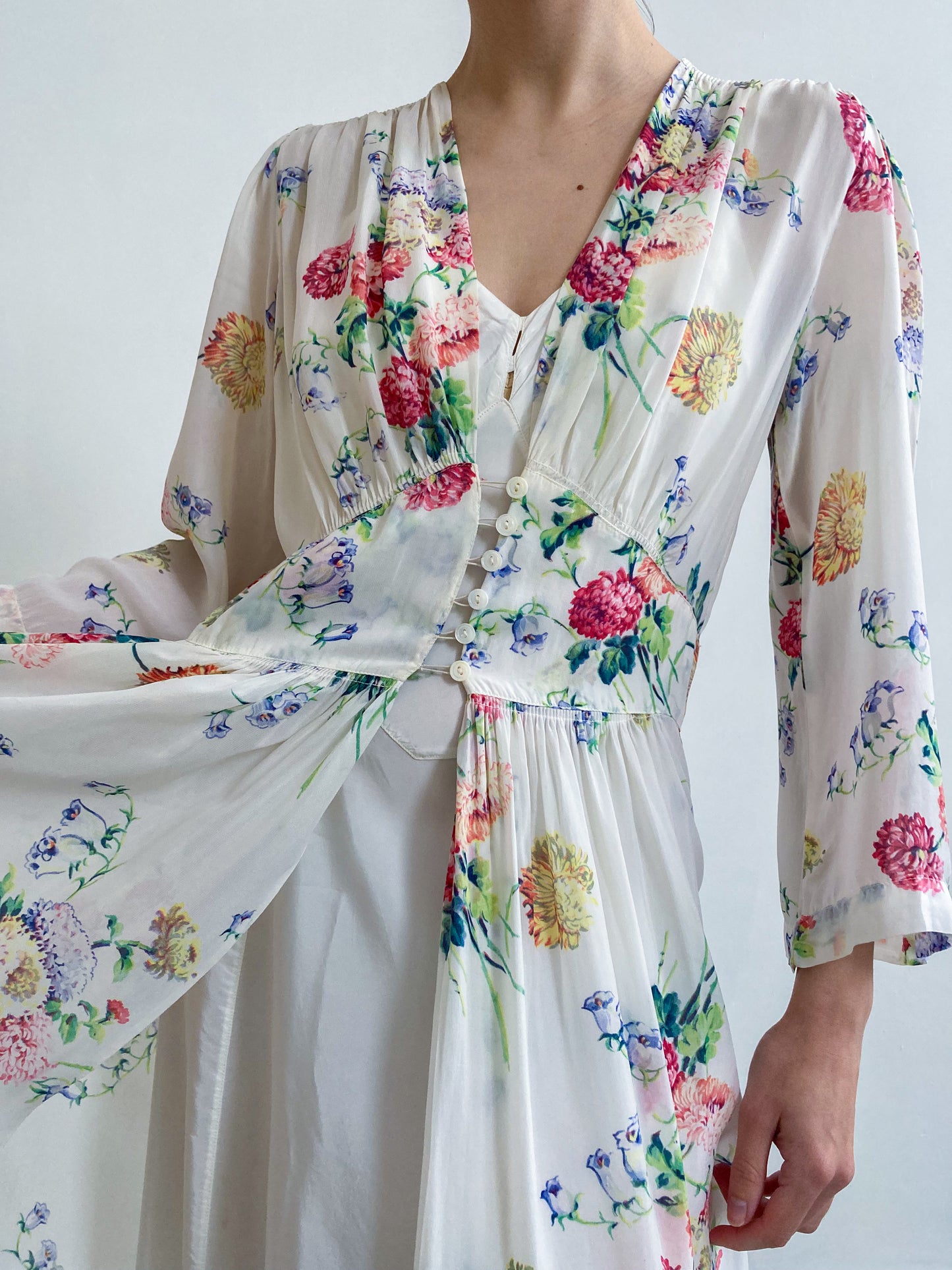 1940s Floral Robe with Button Up Front M/L