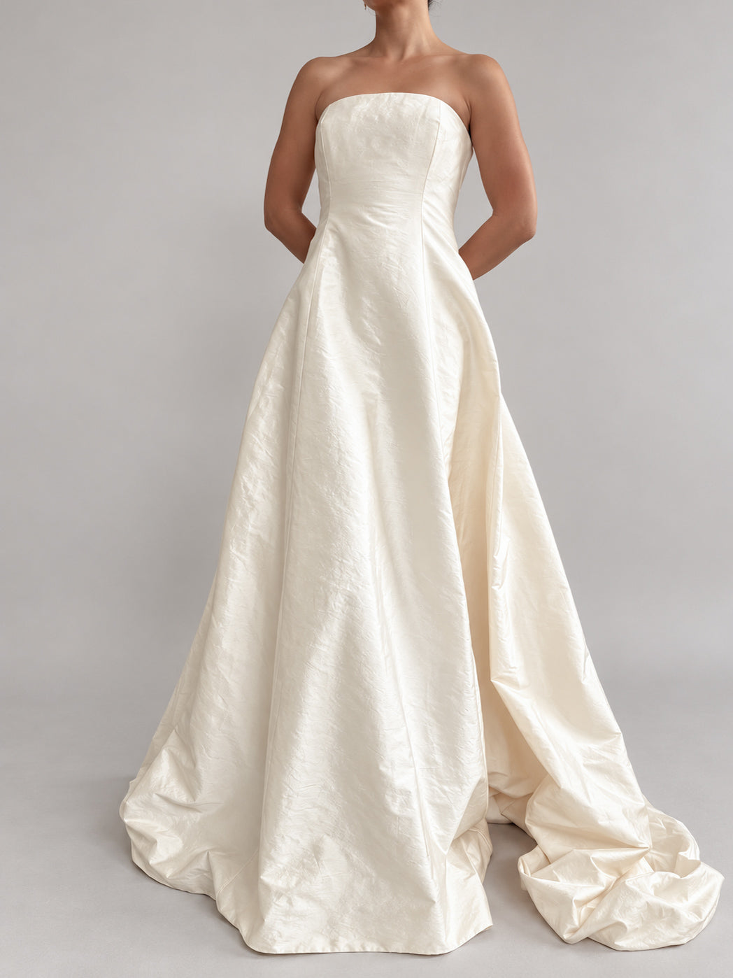 1990s Strapless Silk Boned Wedding Dress With Train And Convertible Beaded Trim M