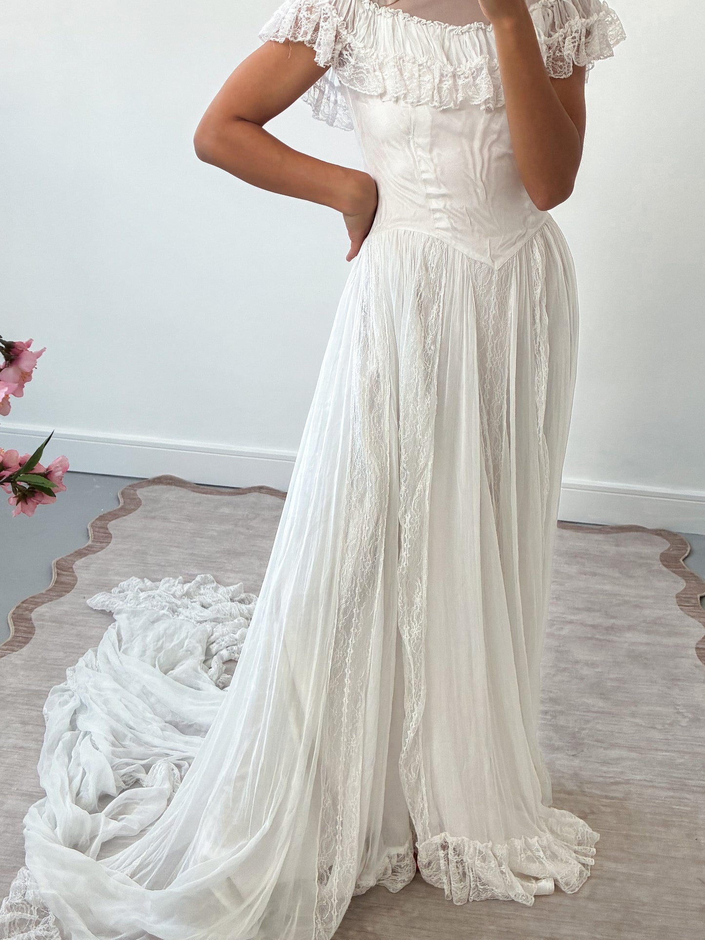 1940s Ivory Tulle Wedding Dress With Ruffle Neck And Cathedral Train