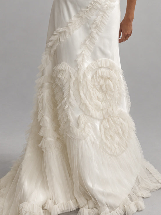 Archival Designer Augusta Jones Strapless Wedding Dress With Ruffled Tulle Detail & Train S M