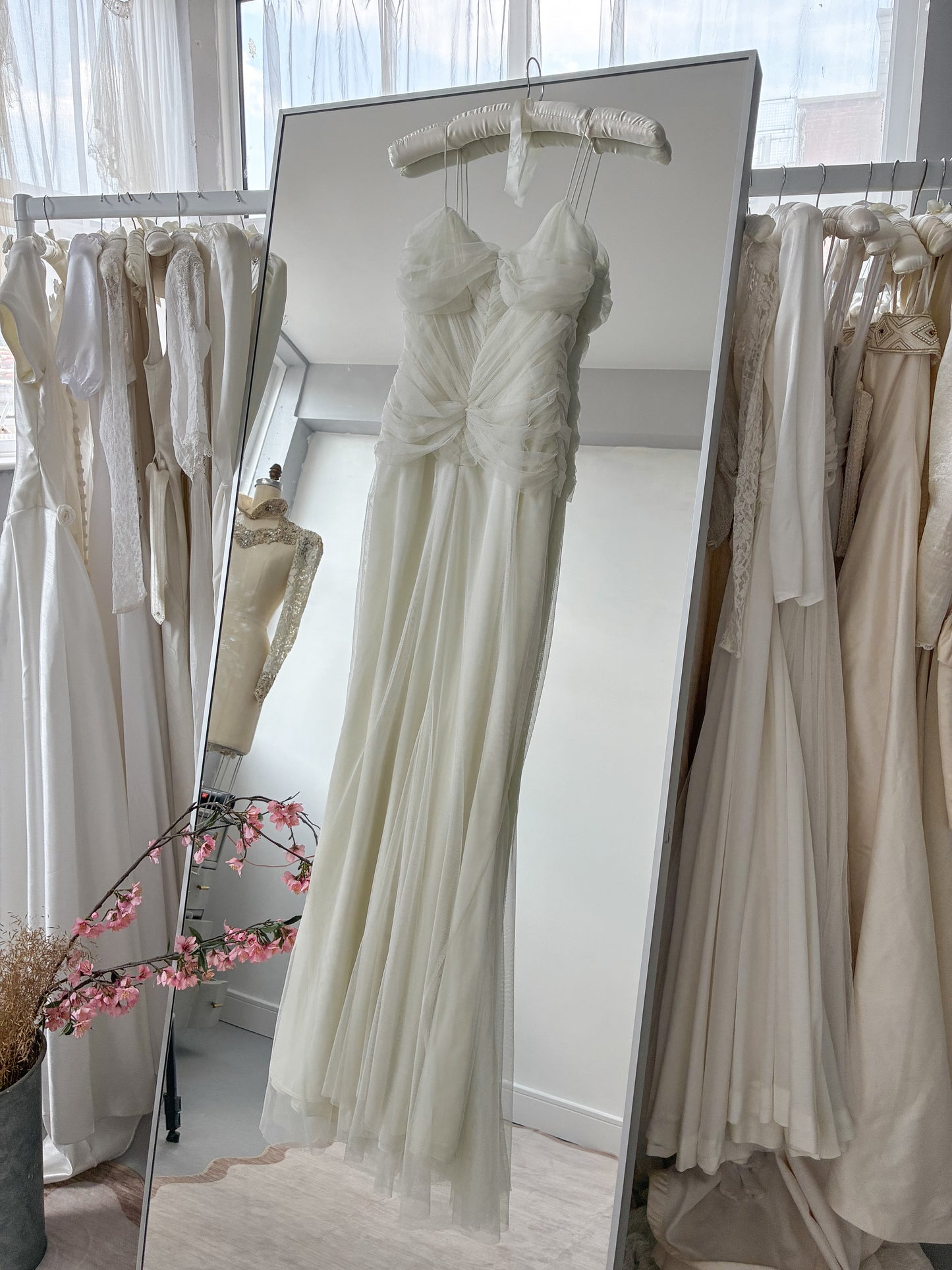 Archival Designer Vera Wang Gathered Mermaid Dress S