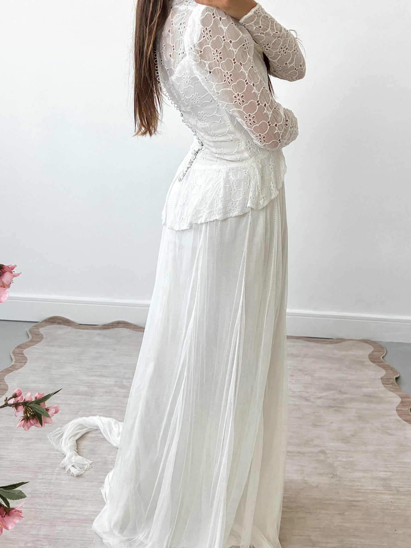 1940s Organdy Broderie and Net Wedding Dress with Train XS S