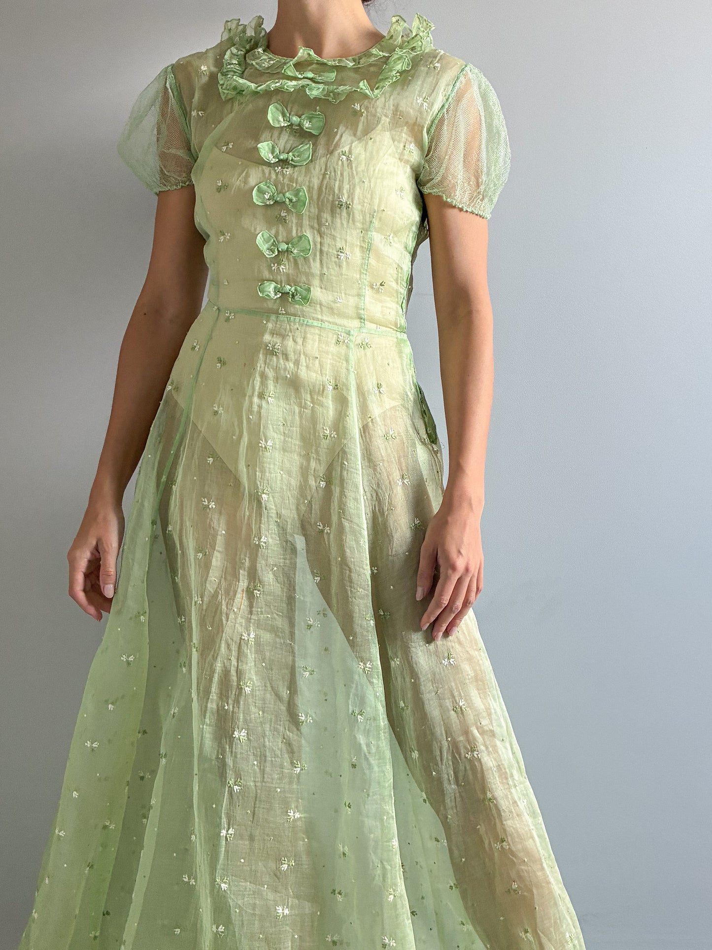 1930s Green Organza Dress With Bow Detail And Floral Embroidery