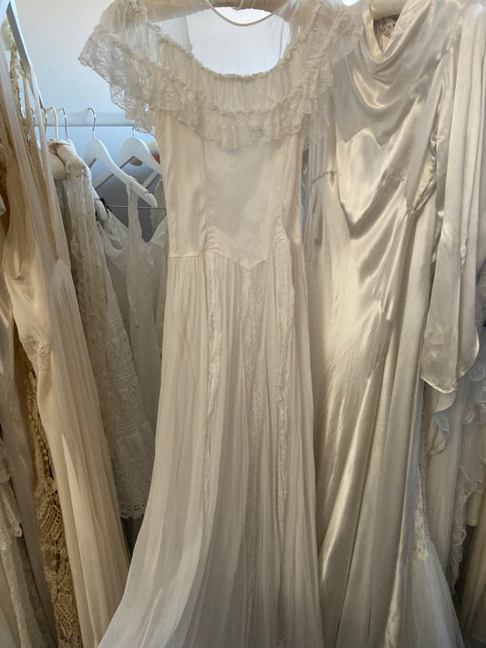 40s tulle wedding dress collar