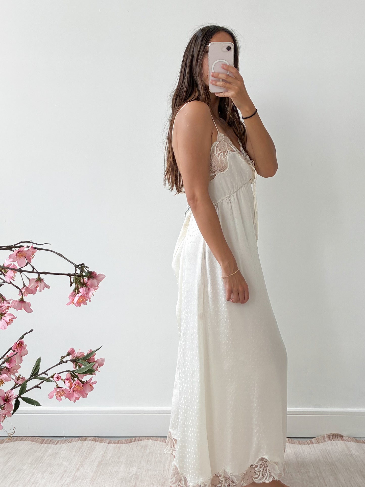 1970s Pure Silk Floral Slip With Beige Lace M L