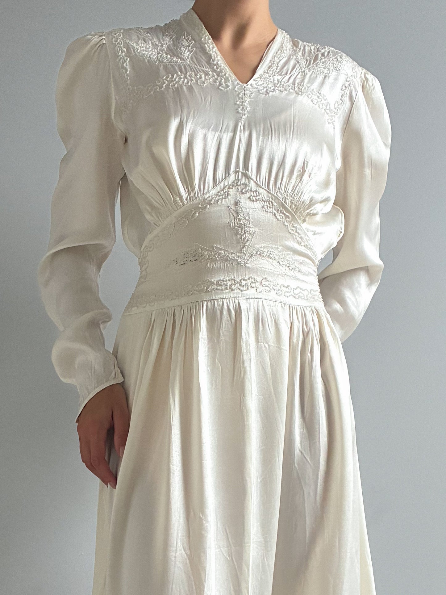 1940s Ivory Satin Dress With Sequins & Embroidery