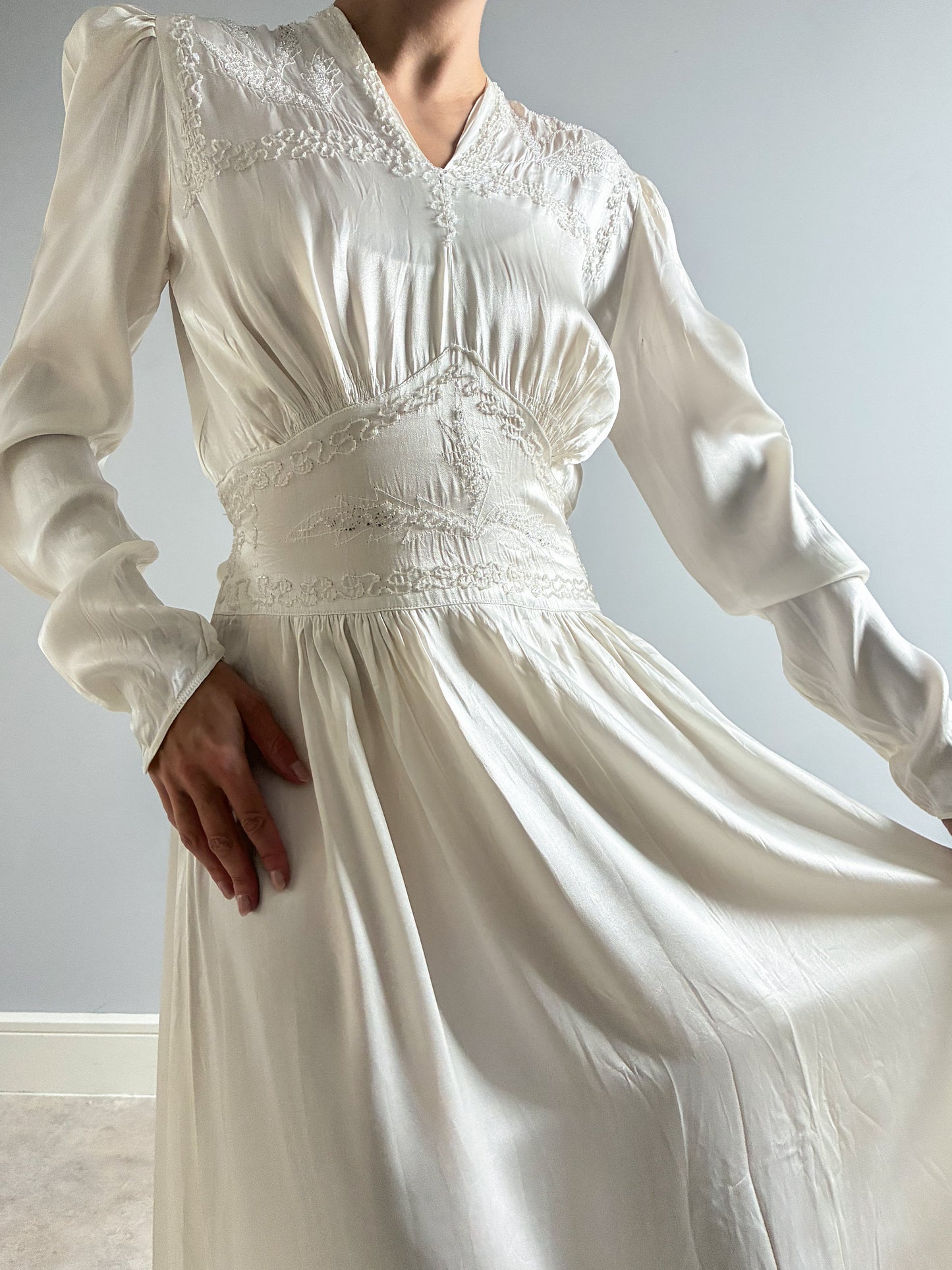 1940s Ivory Satin Dress With Sequins & Embroidery
