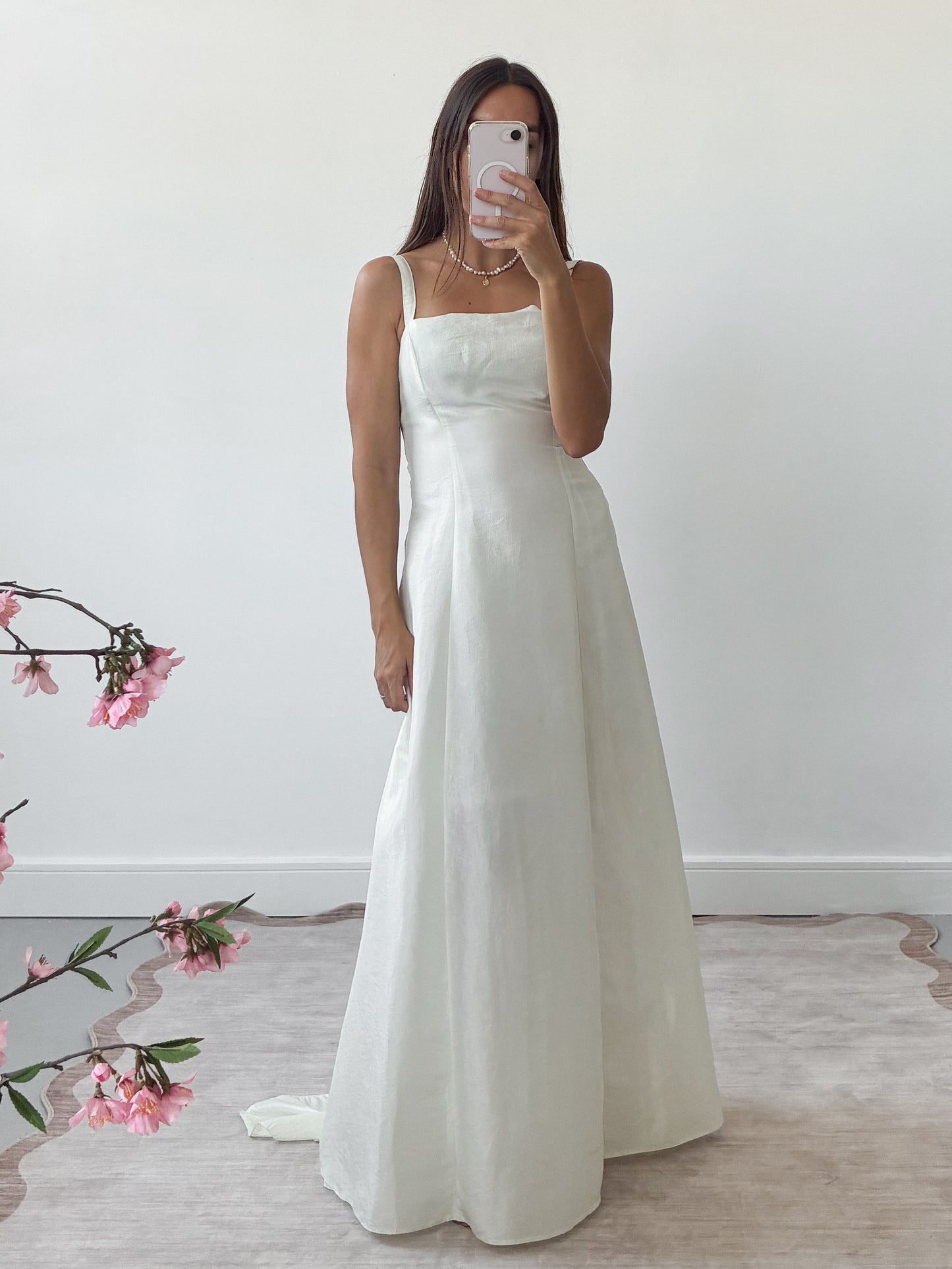 1990s Taffeta Wedding Dress With Gathered Back & Small Train M