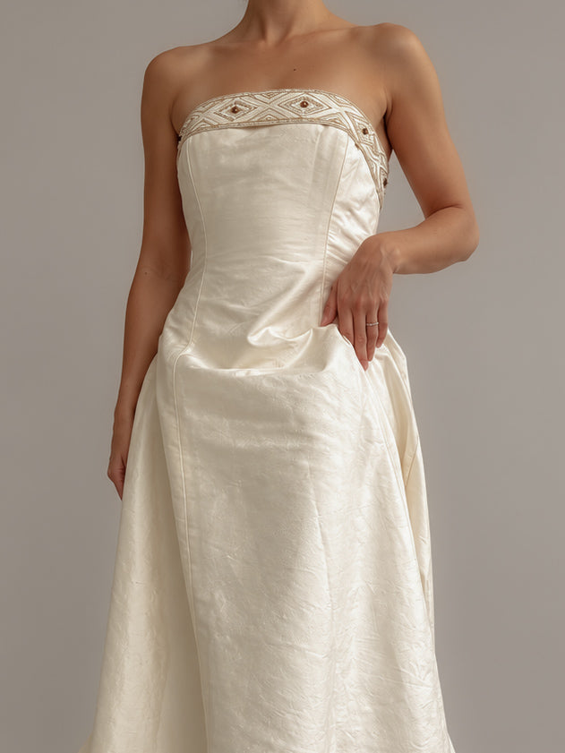 1990s Strapless Silk Boned Wedding Dress With Train And Convertible Beaded Trim M