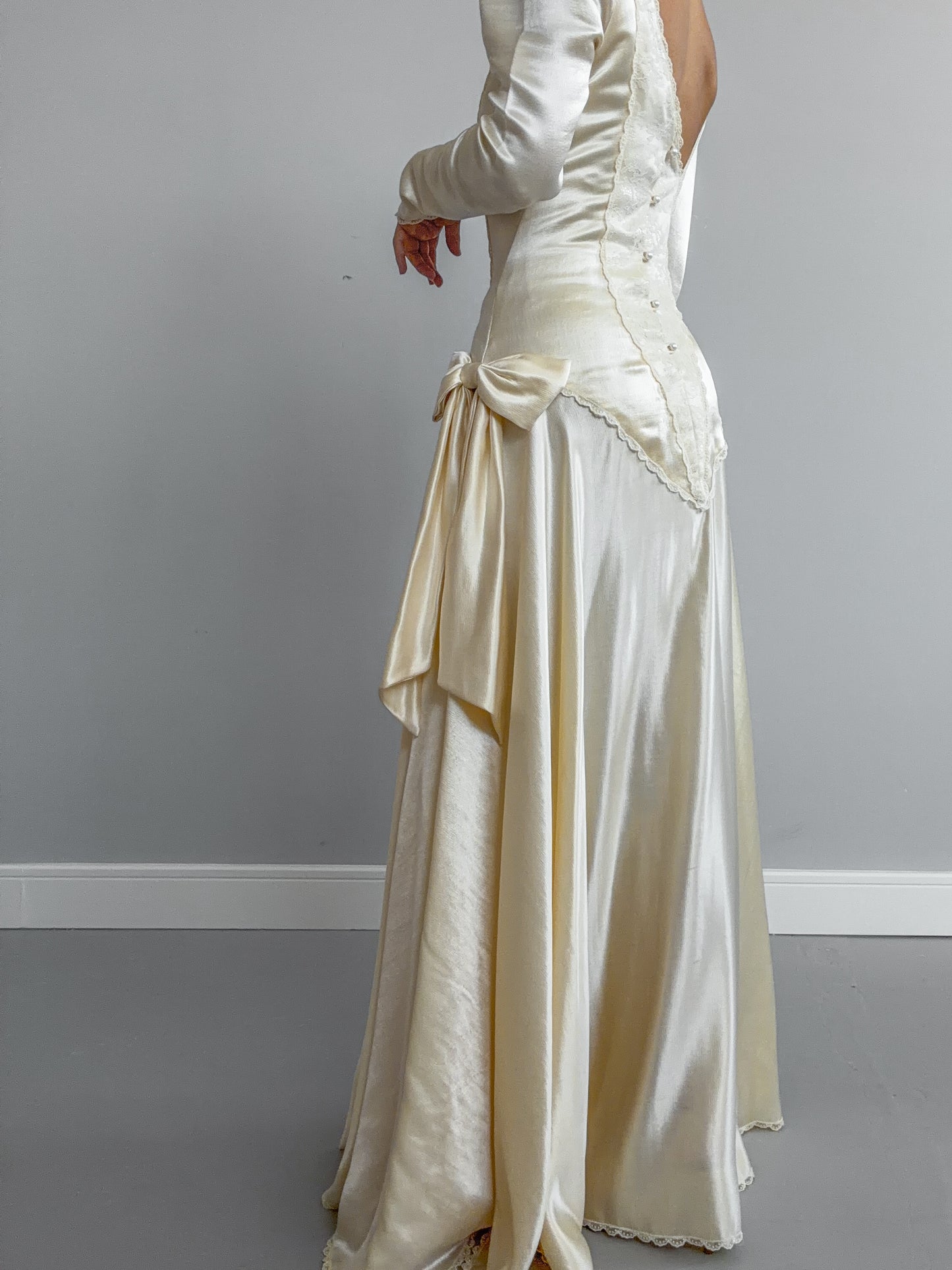 1980s Silk Asymmetrical Wedding Dress With Bow Detail