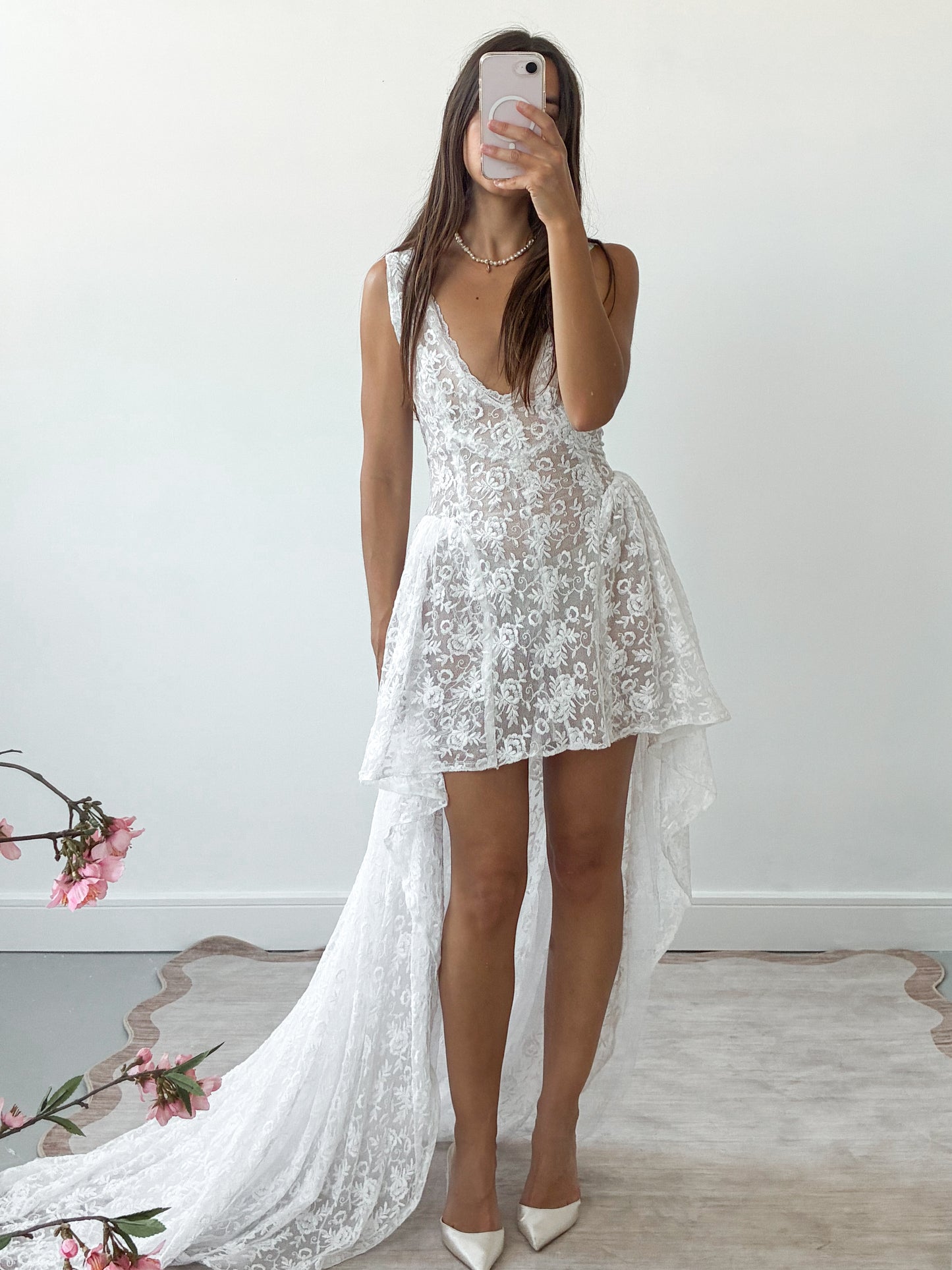 1940s High-Low Floral Lace Dress With Asymmetric Train