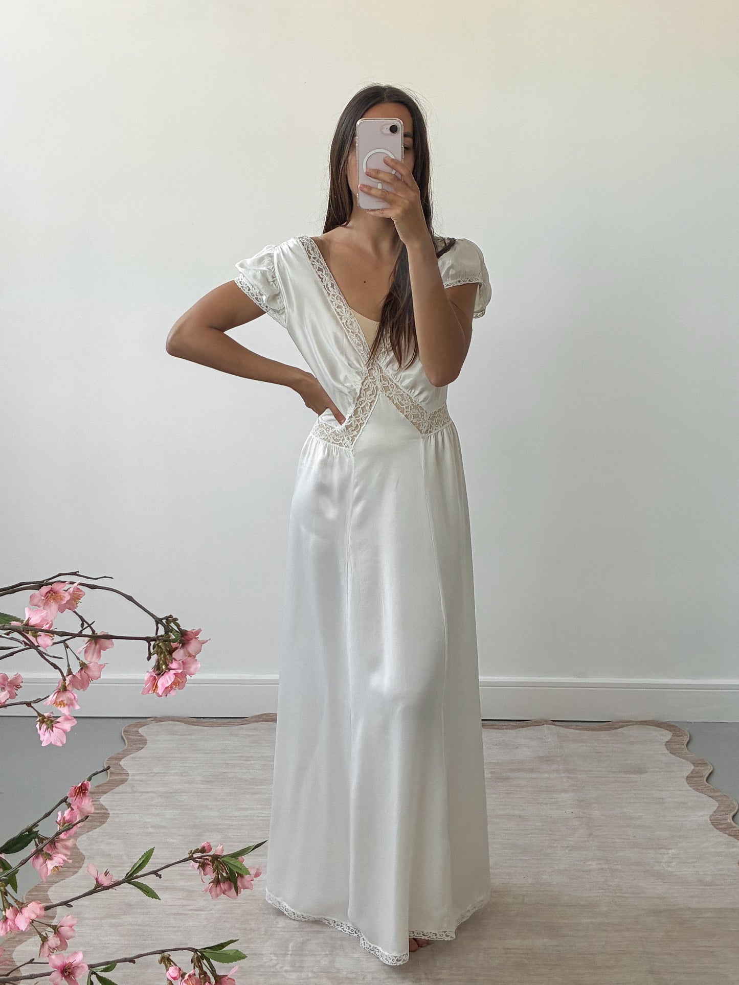 1940s Bridal Puff Sleeve Nightgown With Lace Trim S M