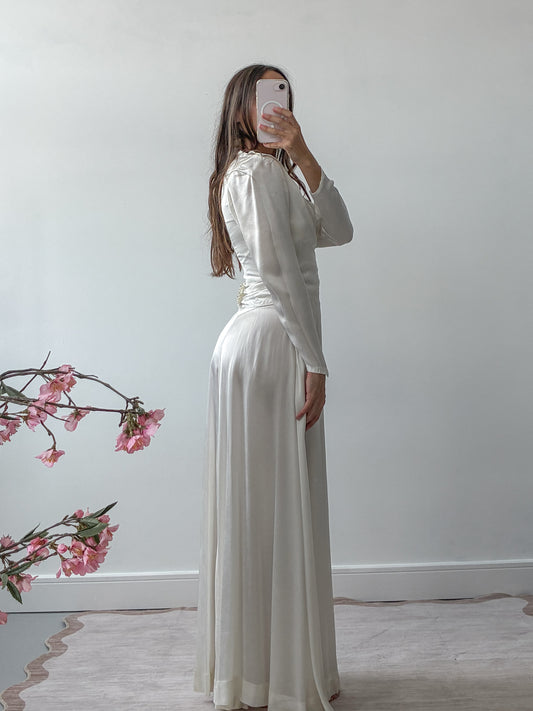1940s Satin Wedding Dress With Pearl Detail XS S