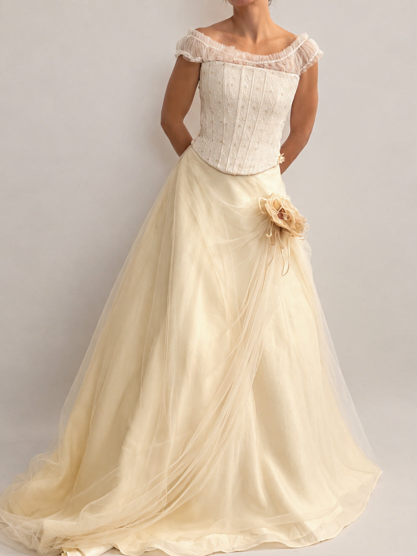 1990s Italian Bridal Two Piece With Embroidered Corset & Tulle Skirt XS S