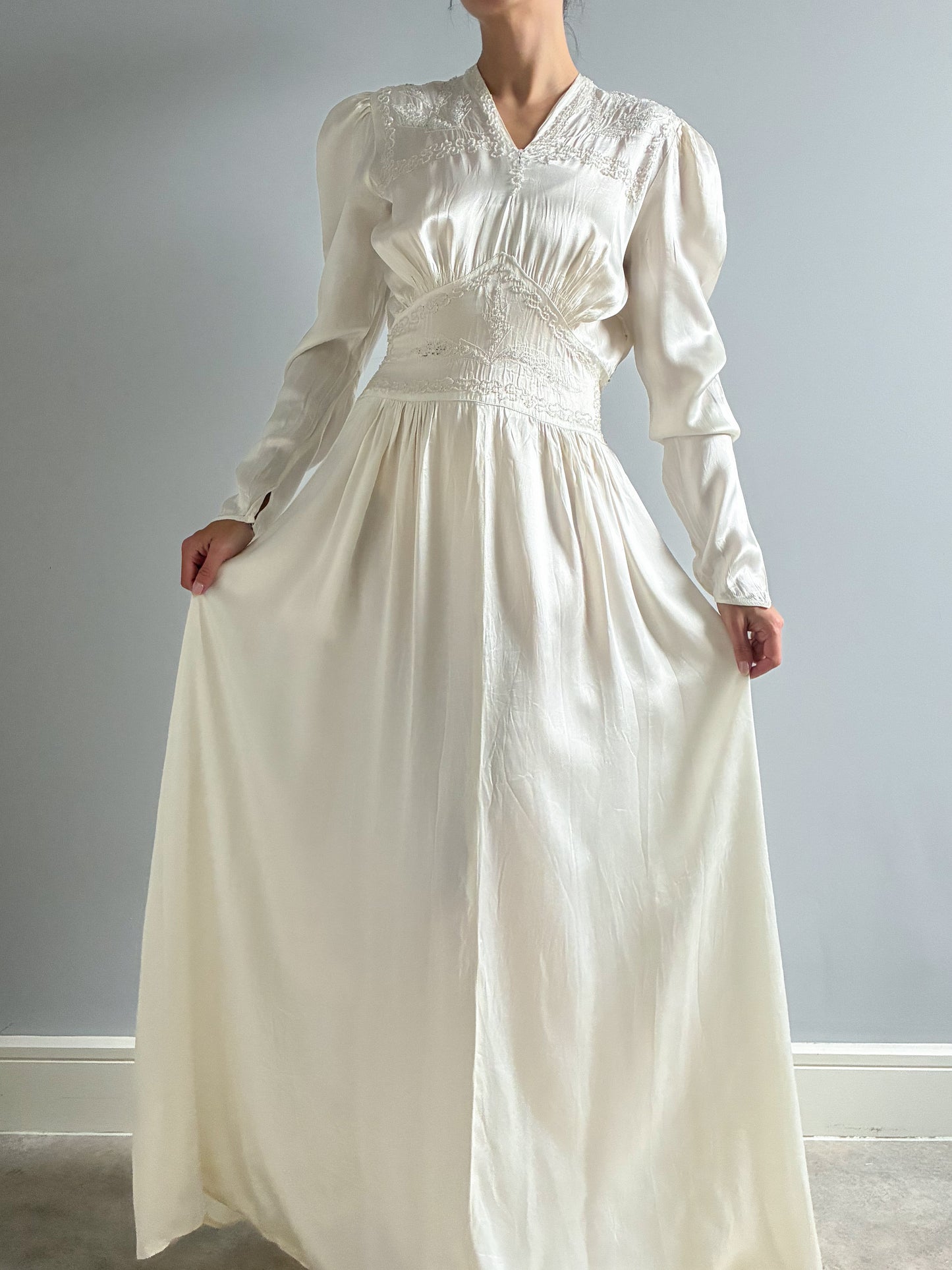 1940s Ivory Satin Dress With Sequins & Embroidery