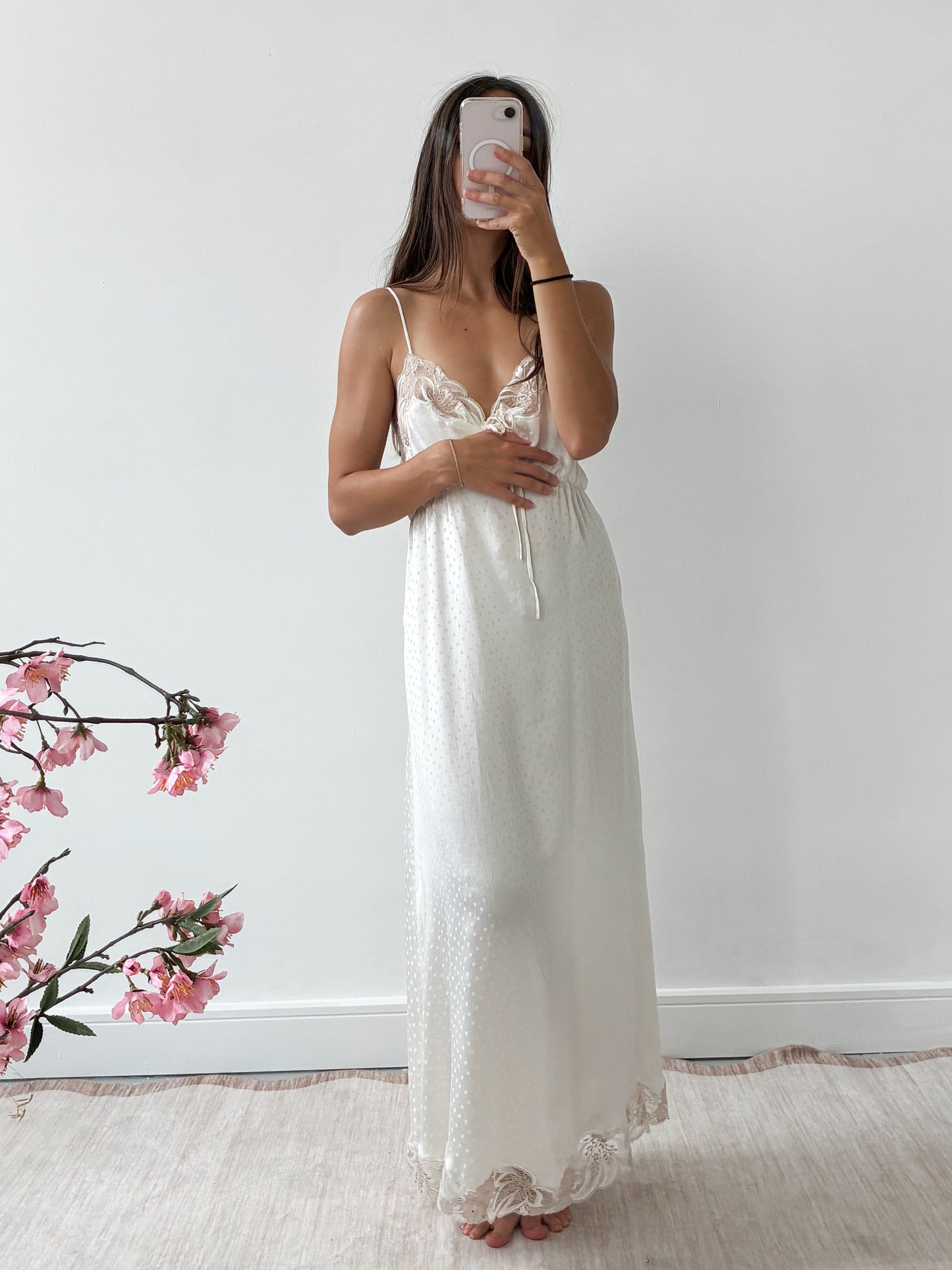 1970s Pure Silk Floral Slip With Beige Lace M L