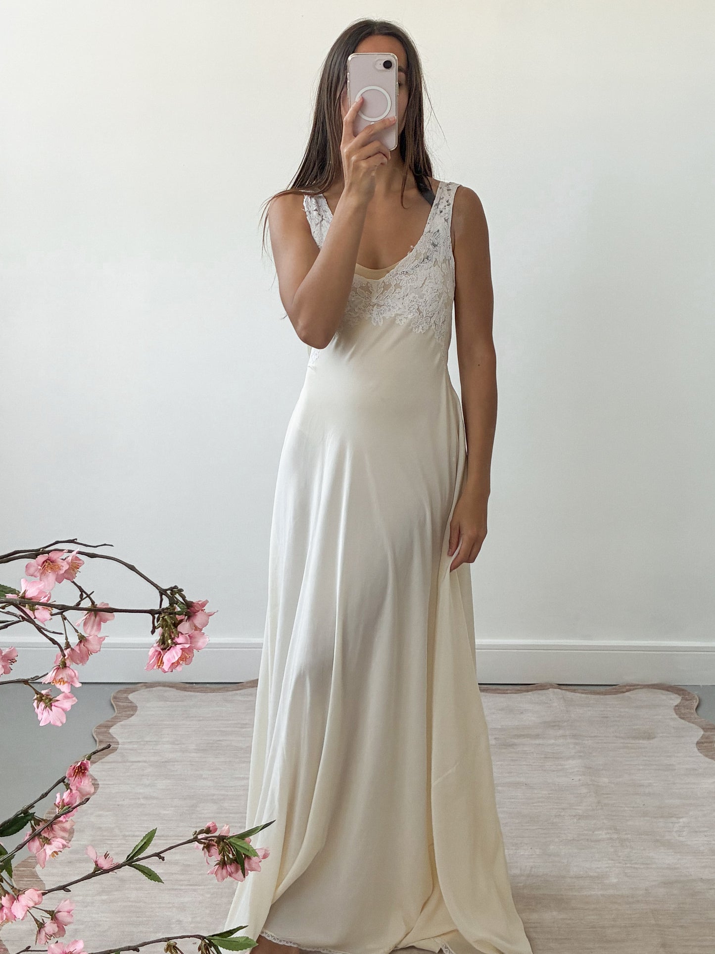 1940s Asymmetrical Cream Silk Slip With Floral Lace L