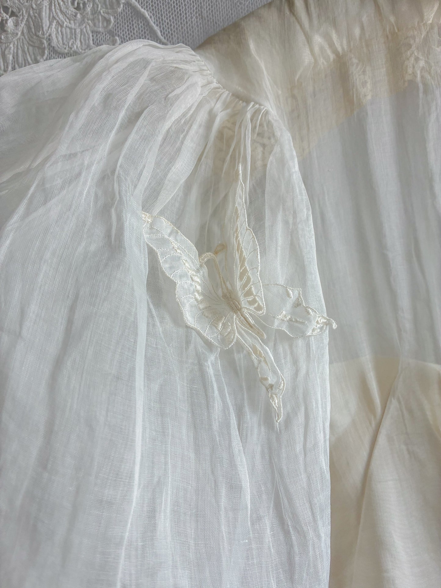 1940s Tiered Organza Wedding Gown With Puff Sleeves And Butterfly Detail