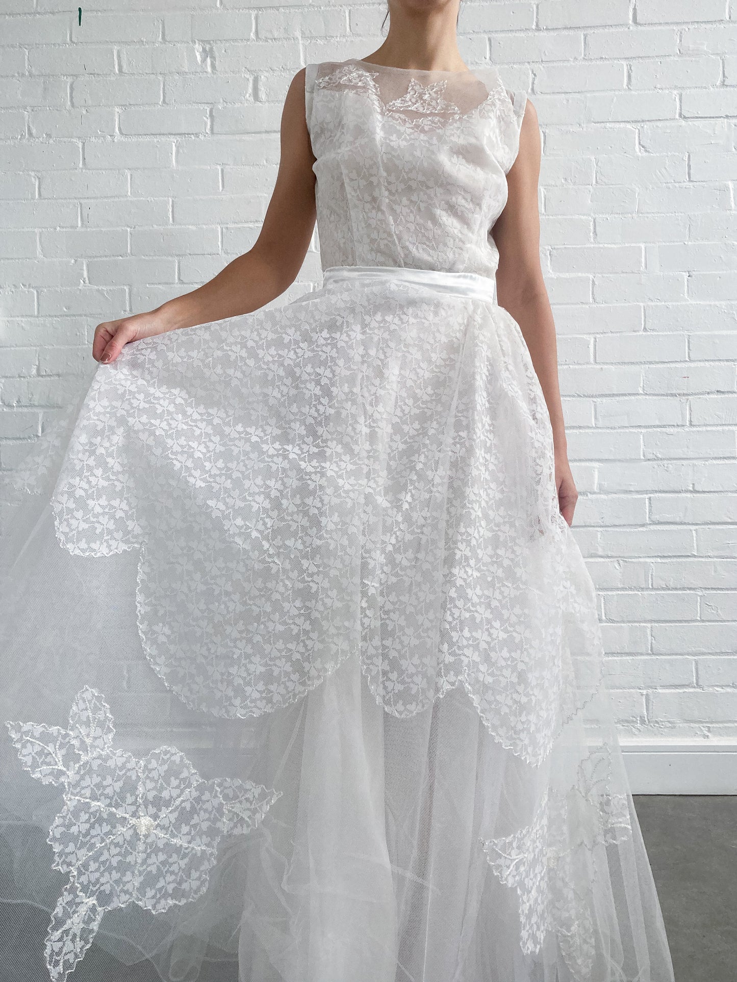 1950s Tulle & Floral Applique Wedding Dress with Bow Detail